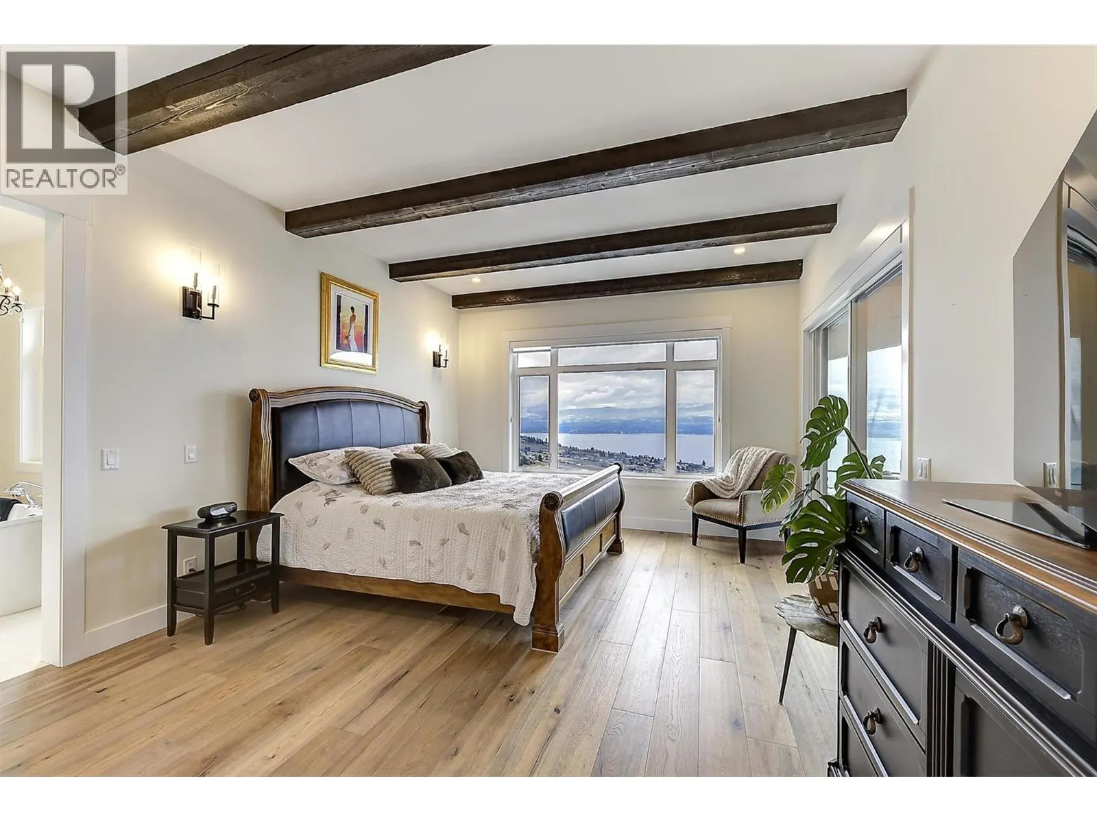 3279 Vineyard View Drive