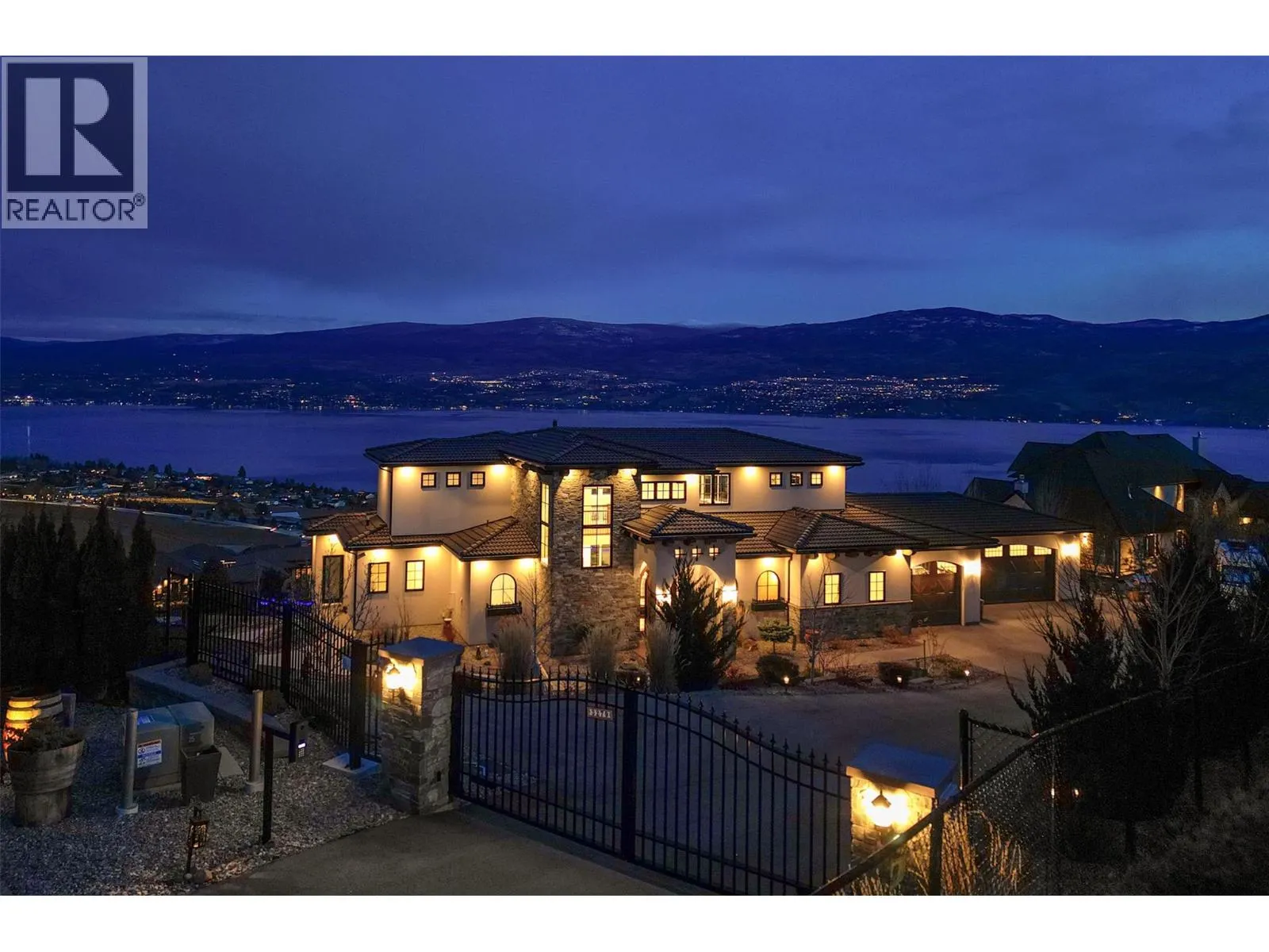 3279 Vineyard View Drive