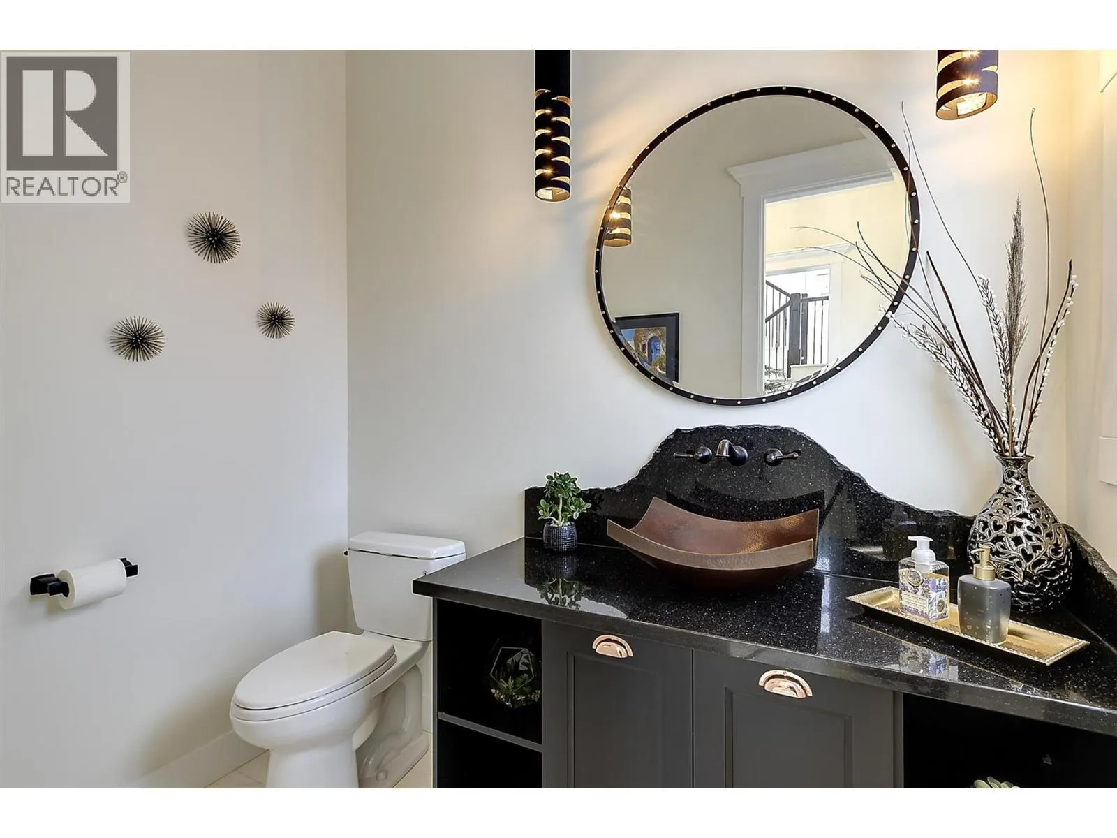 3279 Vineyard View Drive