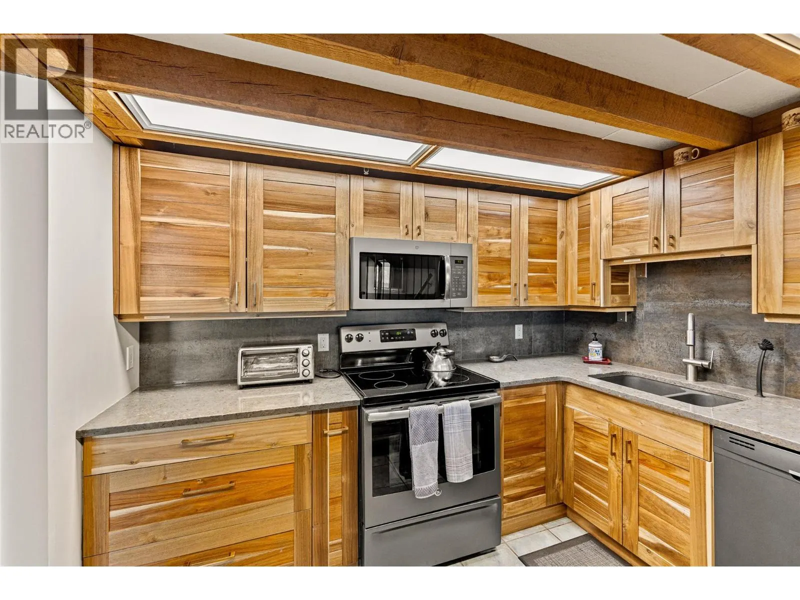 7470 Porcupine Road Unit# 610