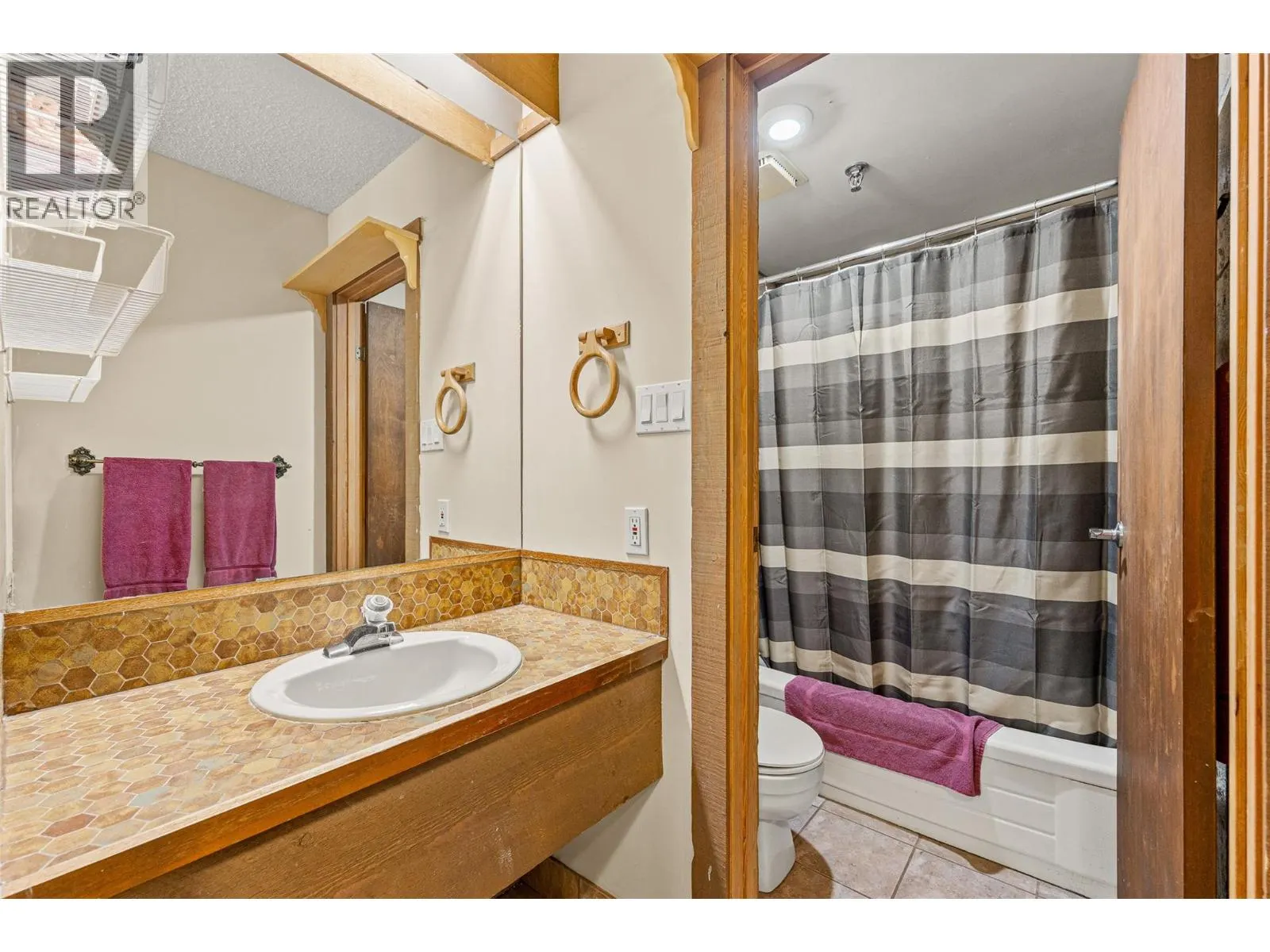 7470 Porcupine Road Unit# 610