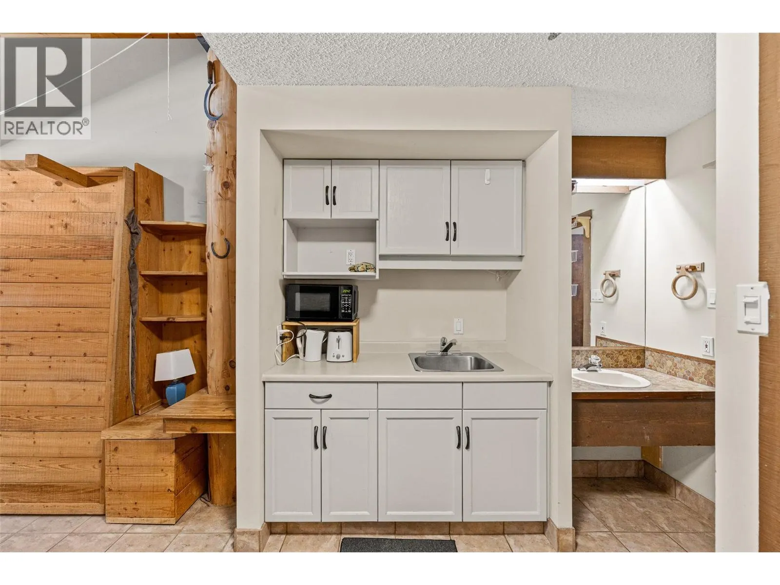 7470 Porcupine Road Unit# 610