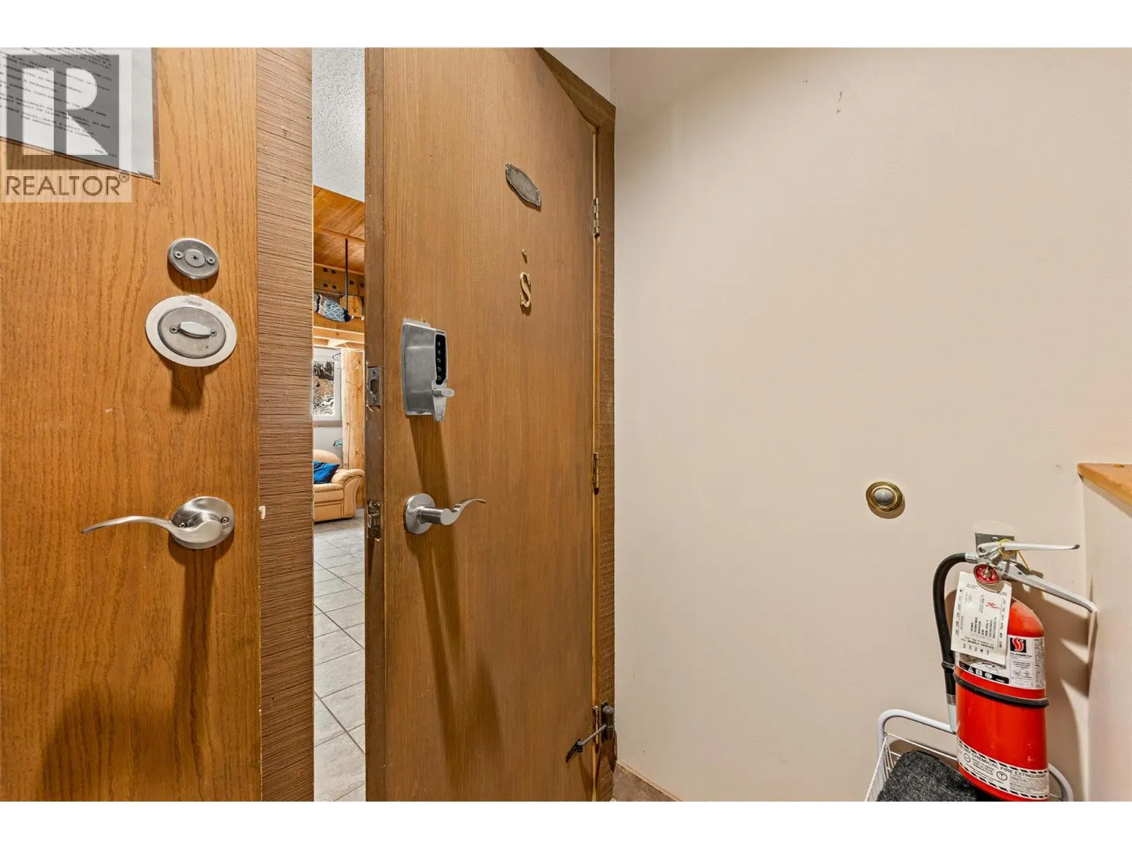 7470 Porcupine Road Unit# 610