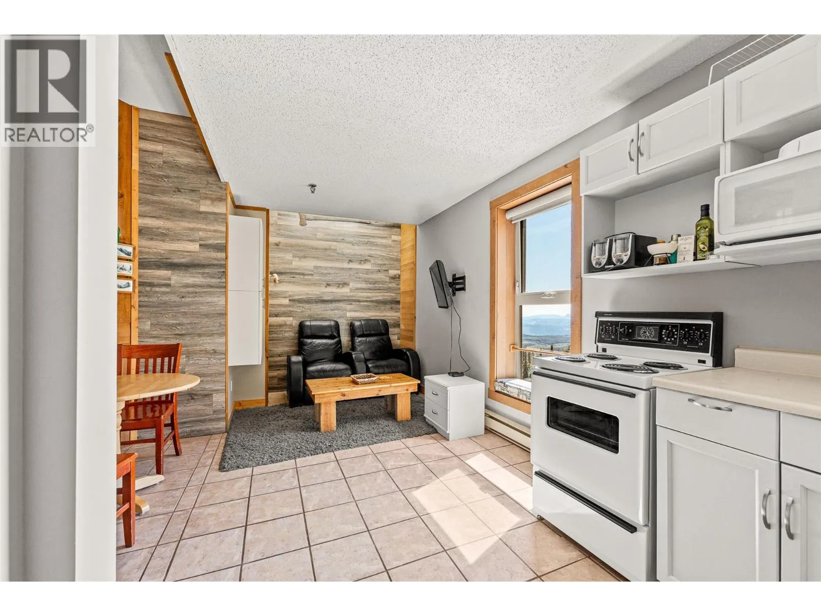 7470 Porcupine Road Unit# 610
