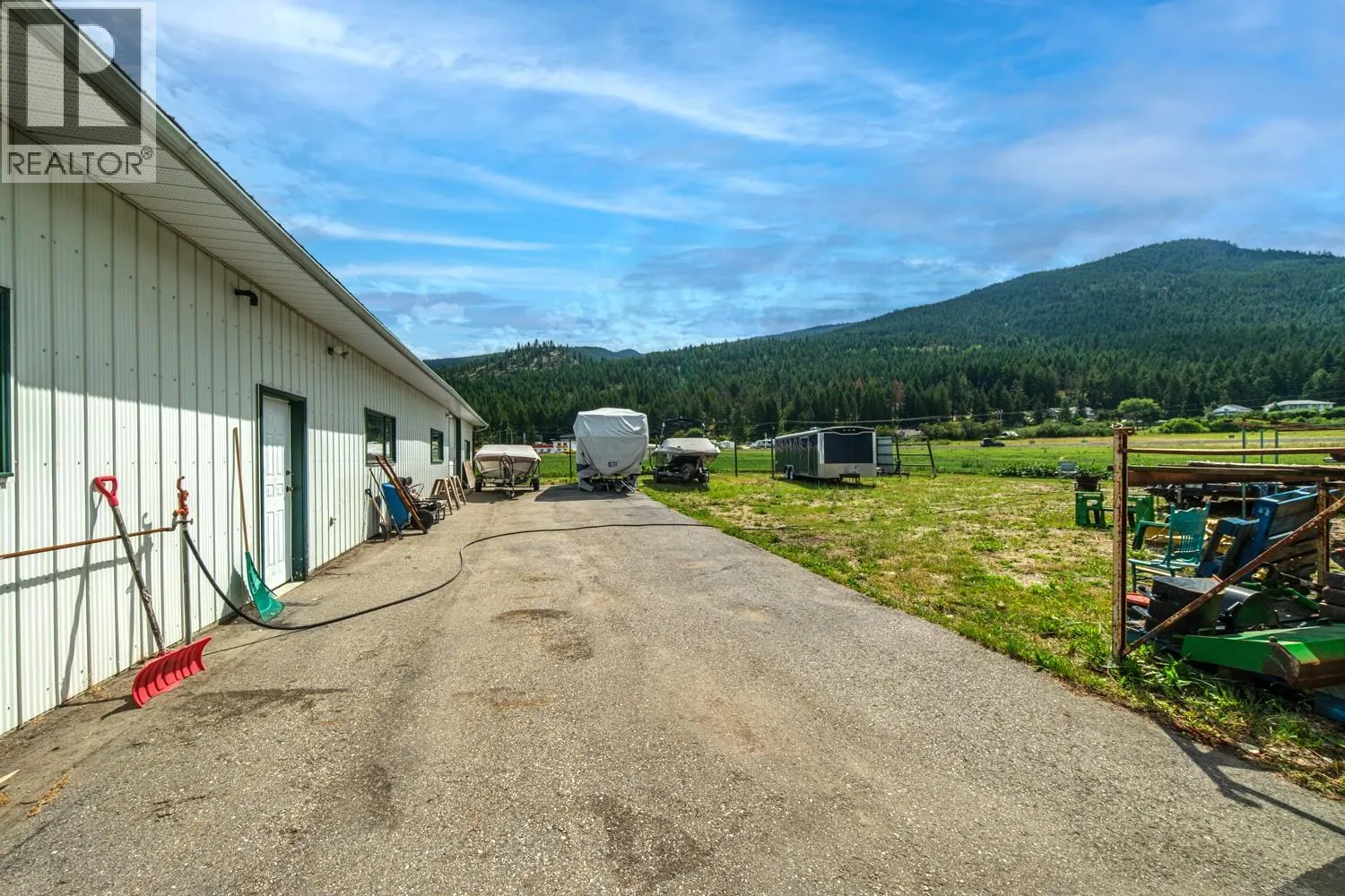 135 Pleasant Valley Cross Road