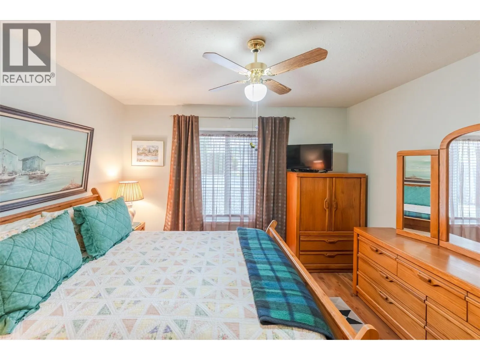 6462 Park Drive Unit# 1