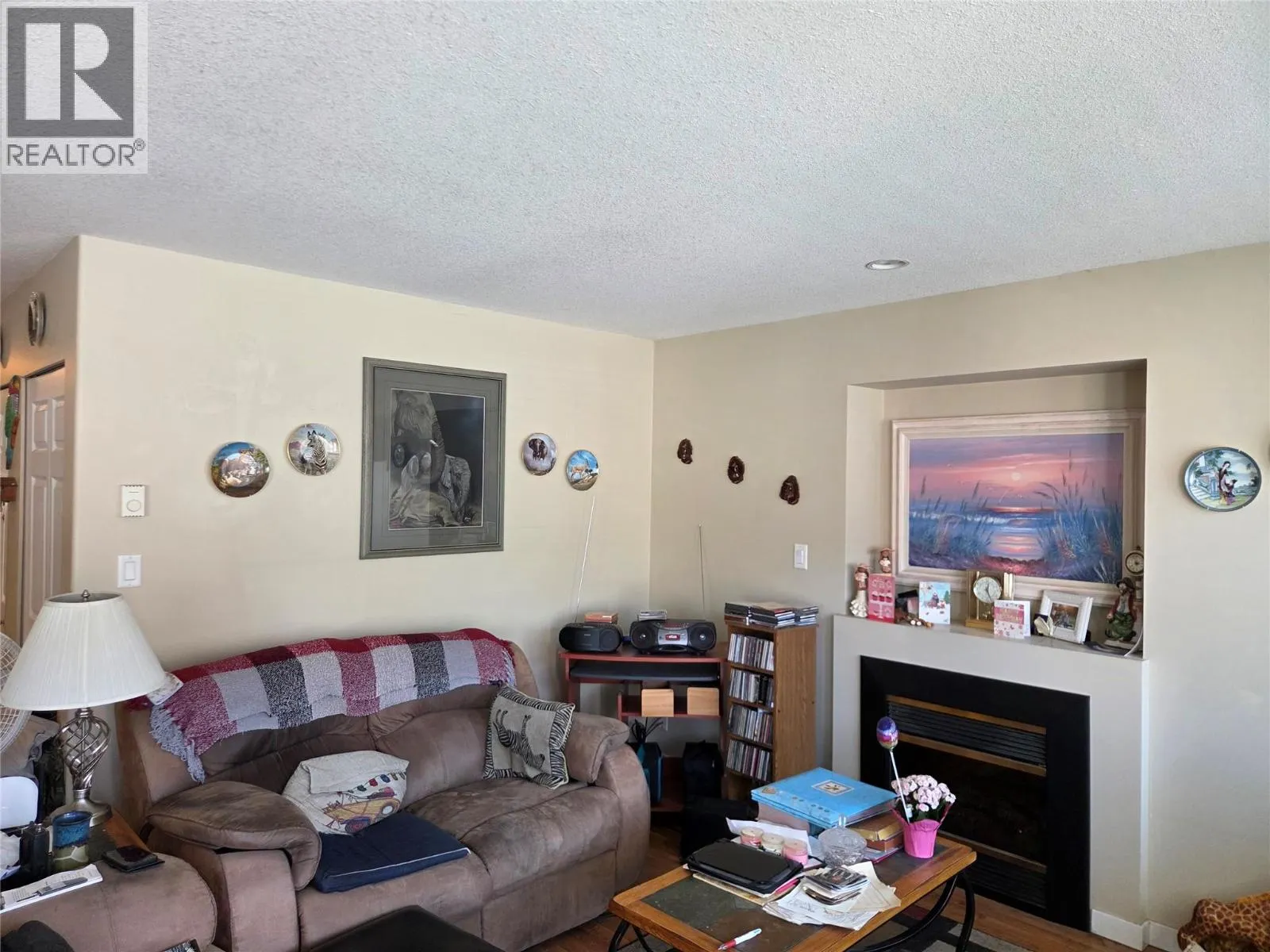 601 9th Street Unit# 2
