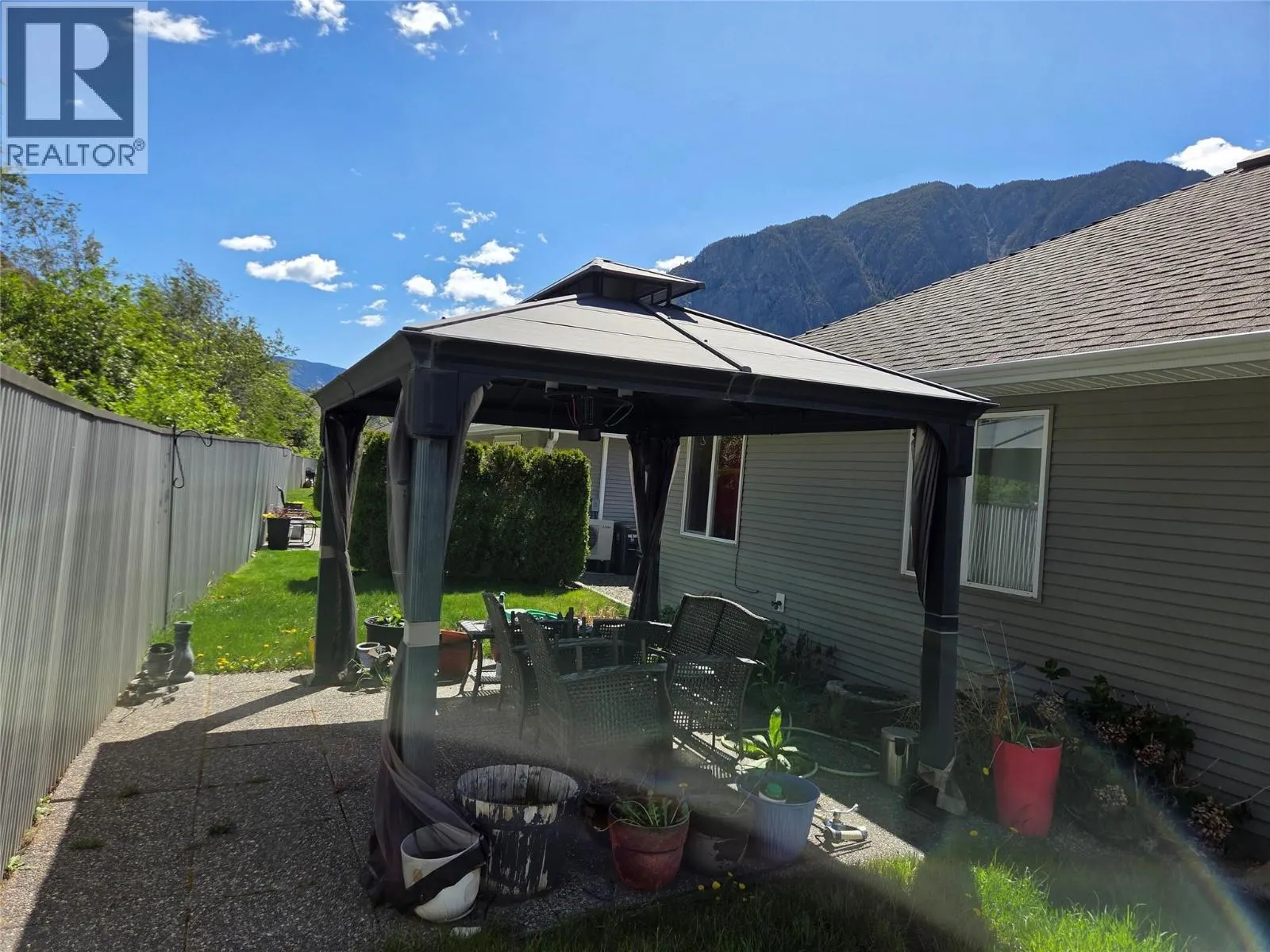601 9th Street Unit# 2
