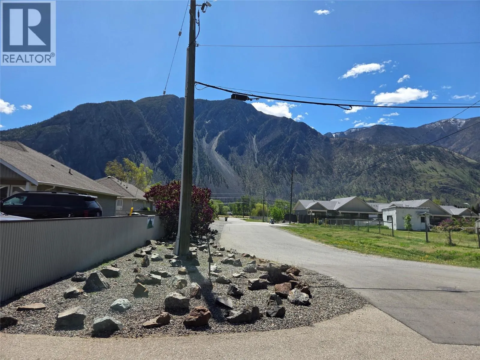 601 9th Street Unit# 2