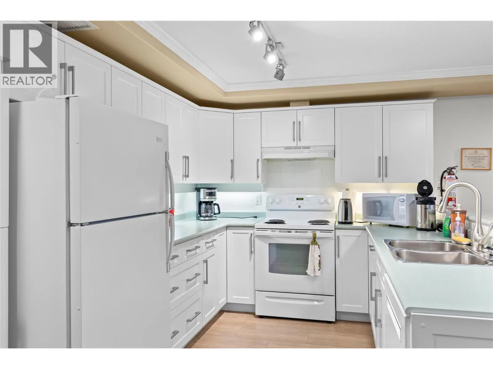 3300 Centennial Drive Unit# 204