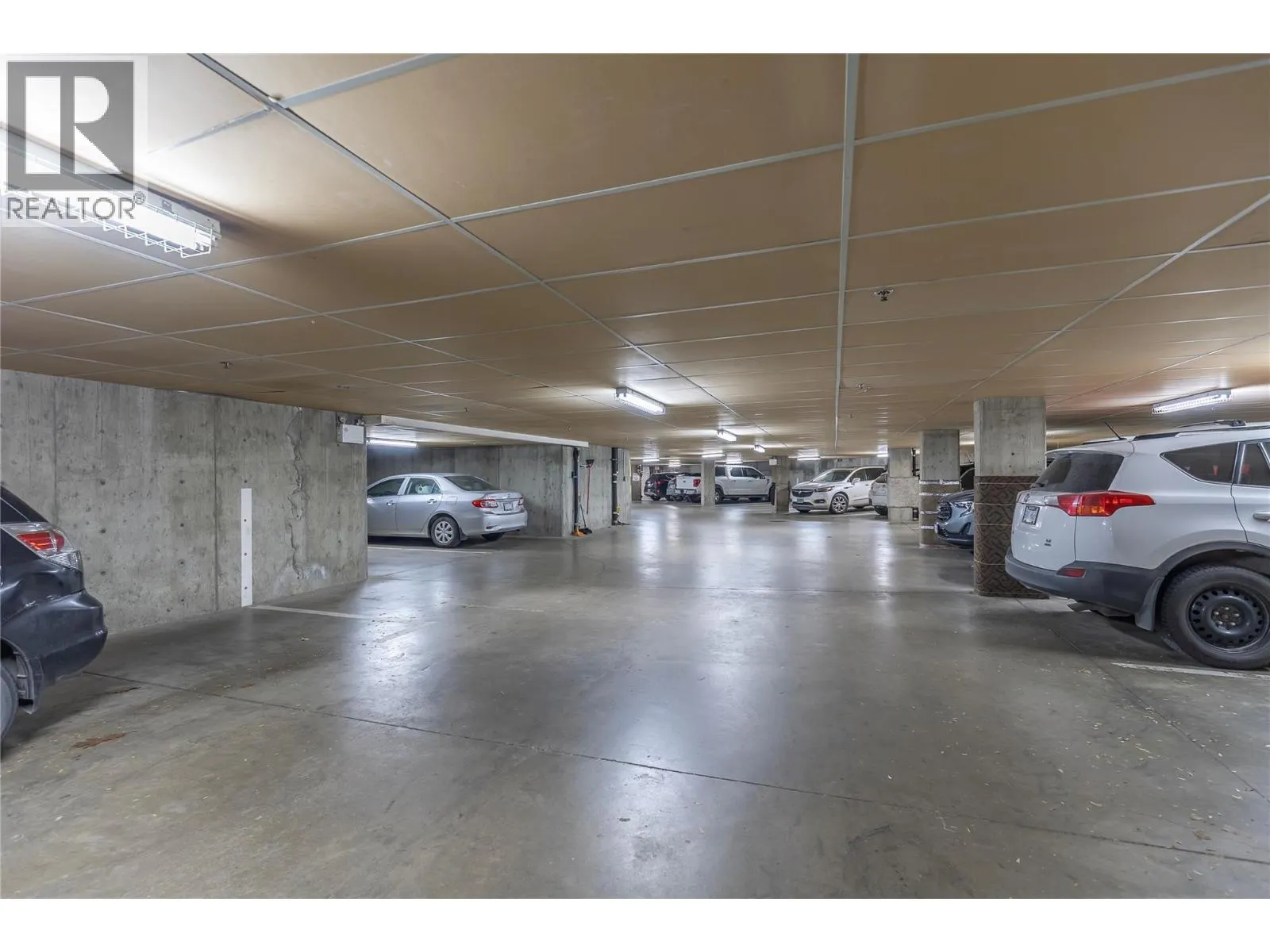 3300 Centennial Drive Unit# 204