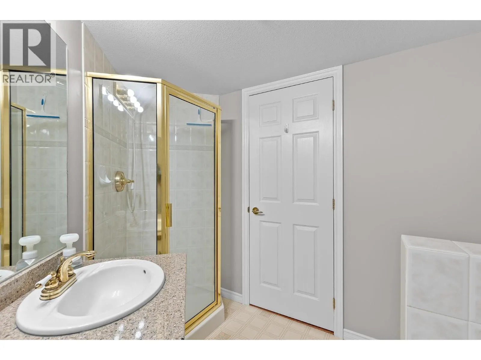 3300 Centennial Drive Unit# 204