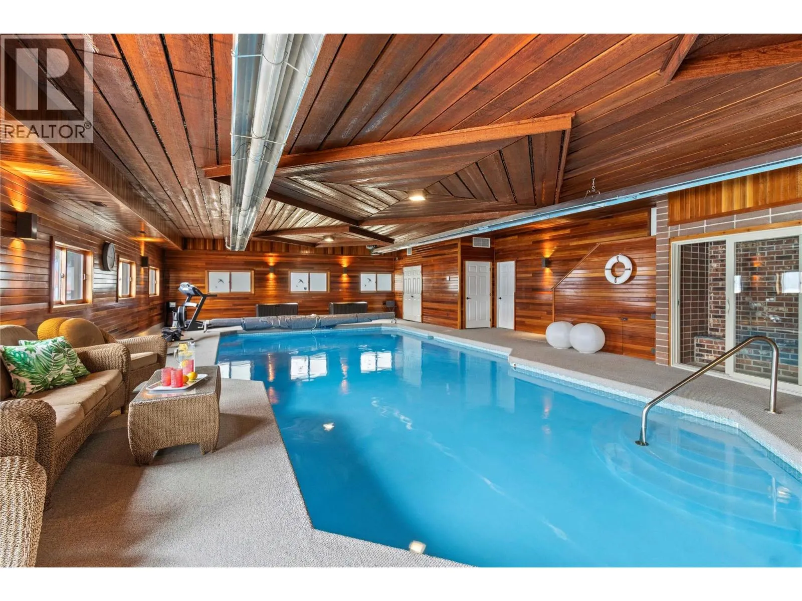 2609 Eagle Bay Road