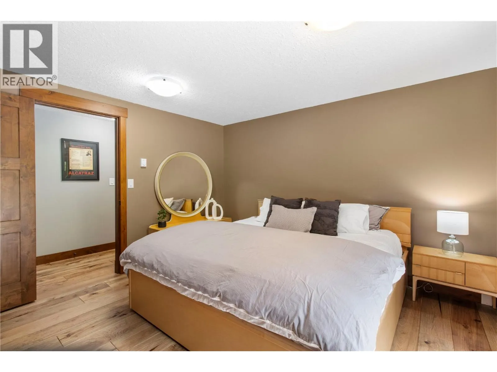 2609 Eagle Bay Road