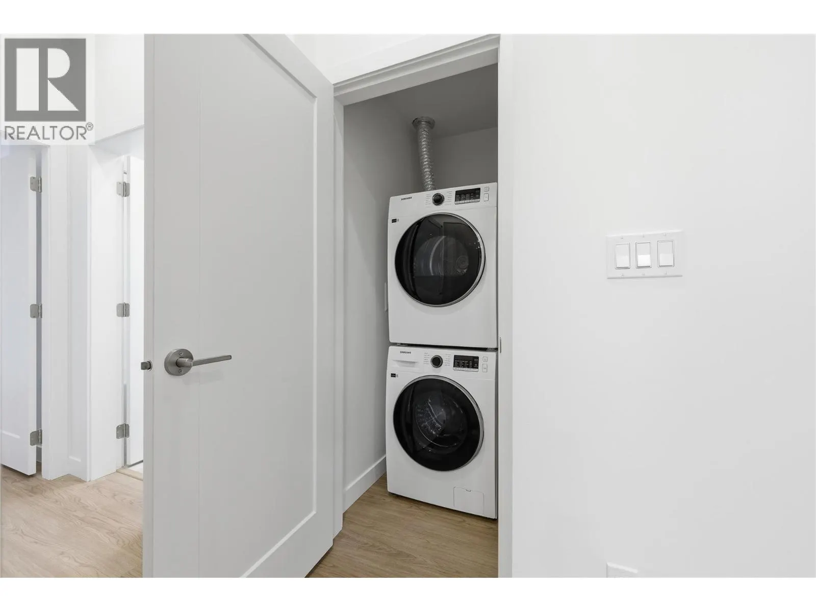 1390 Pridham Avenue Unit# TH4 Lot# 3