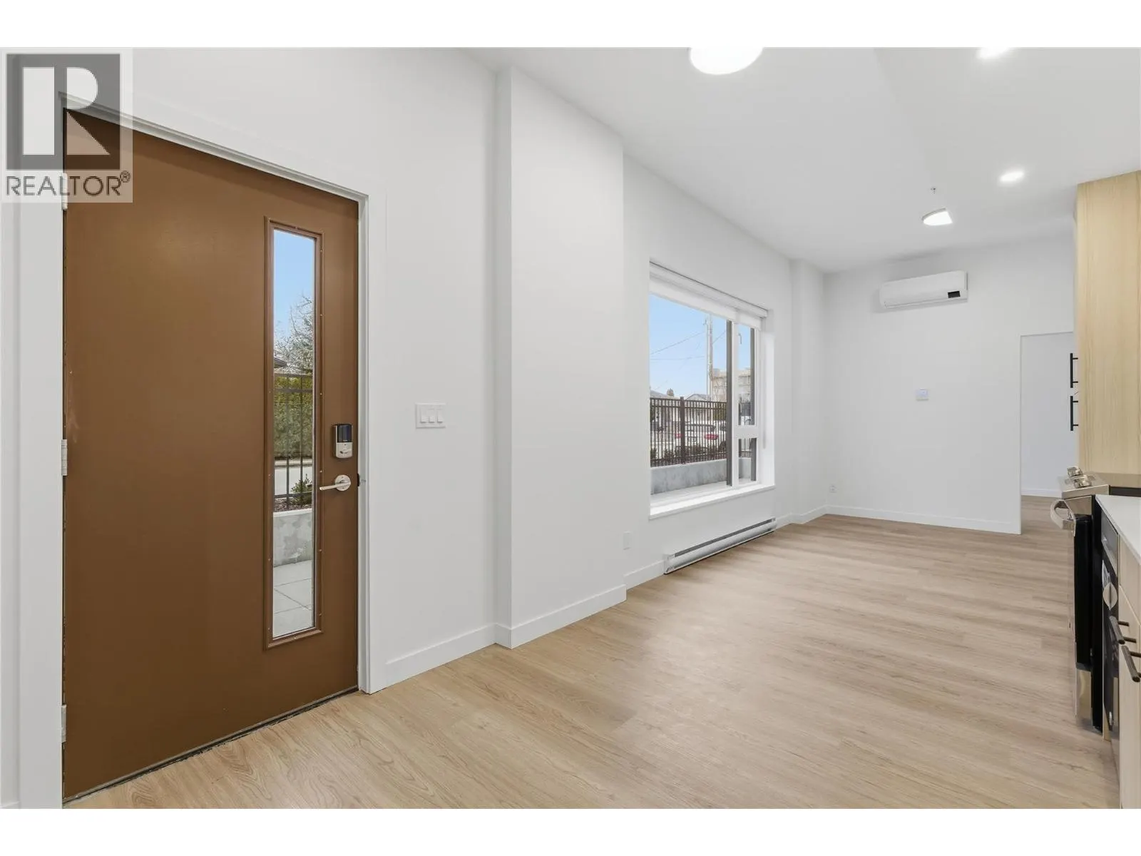 1390 Pridham Avenue Unit# TH4 Lot# 3