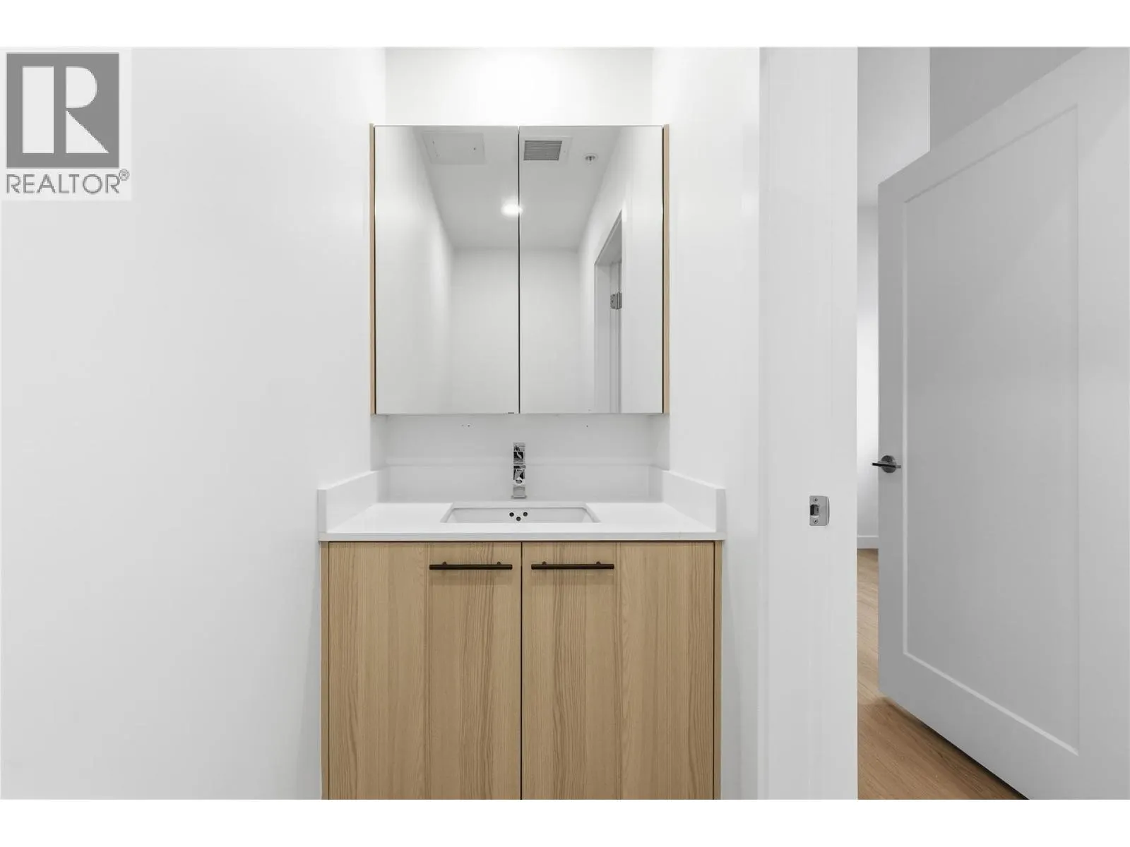 1390 Pridham Avenue Unit# TH4 Lot# 3