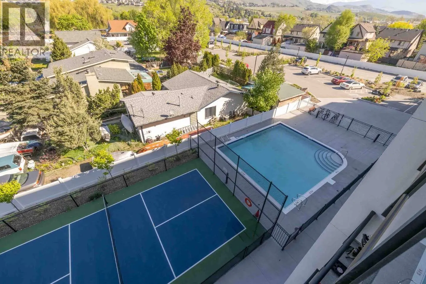 2555 Lakeshore Road Unit# 406