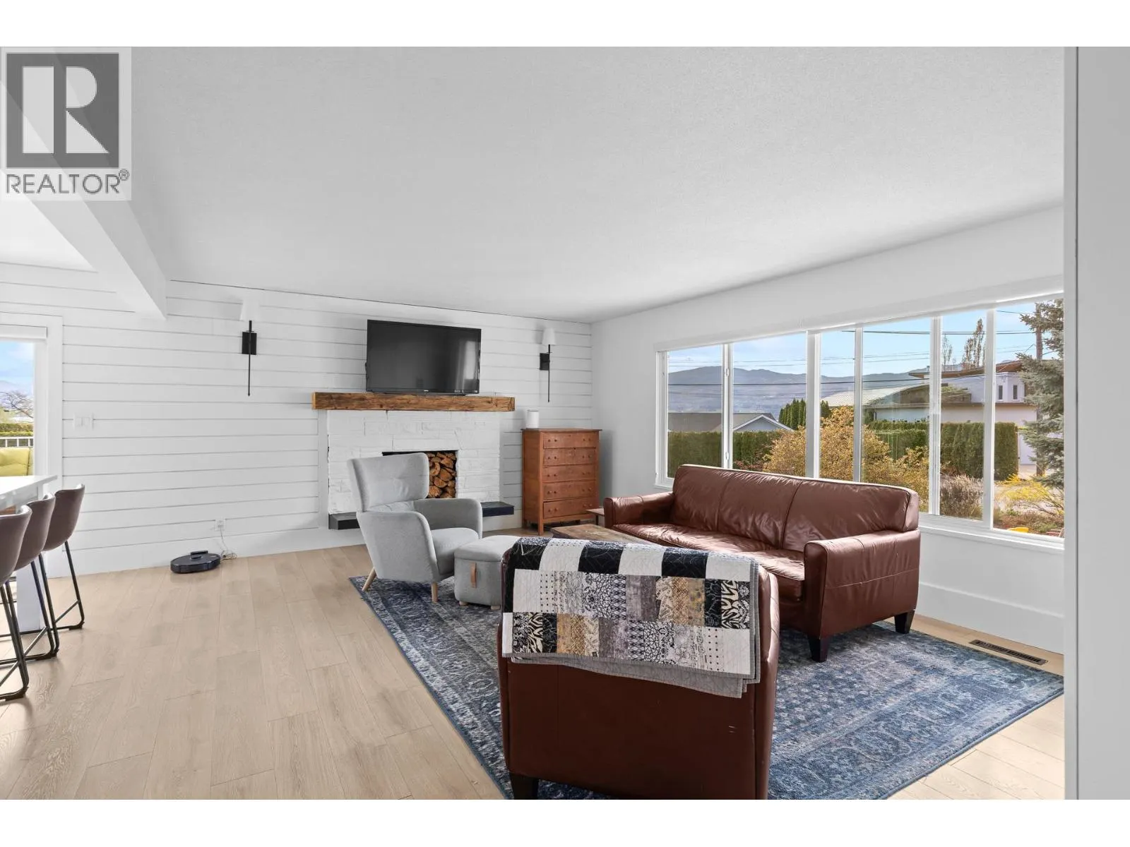 2720 Casa Loma Road