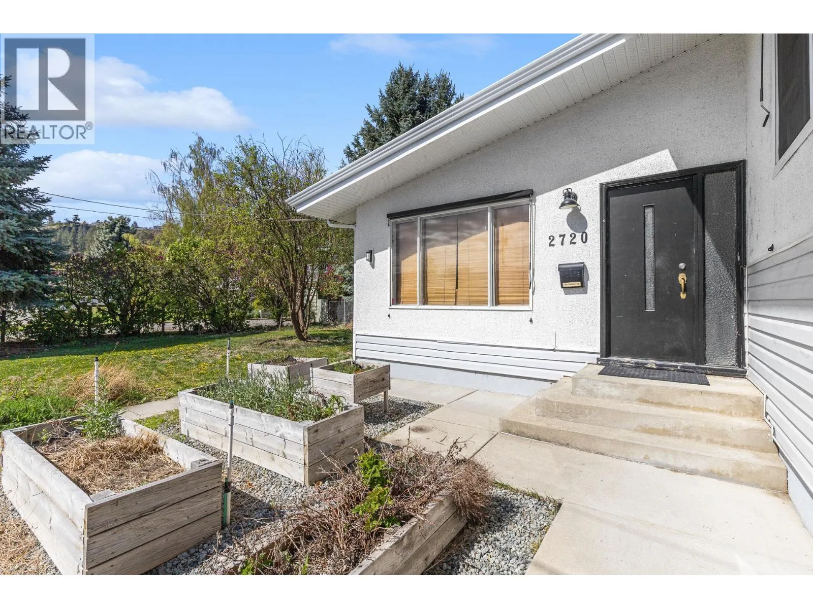2720 Casa Loma Road