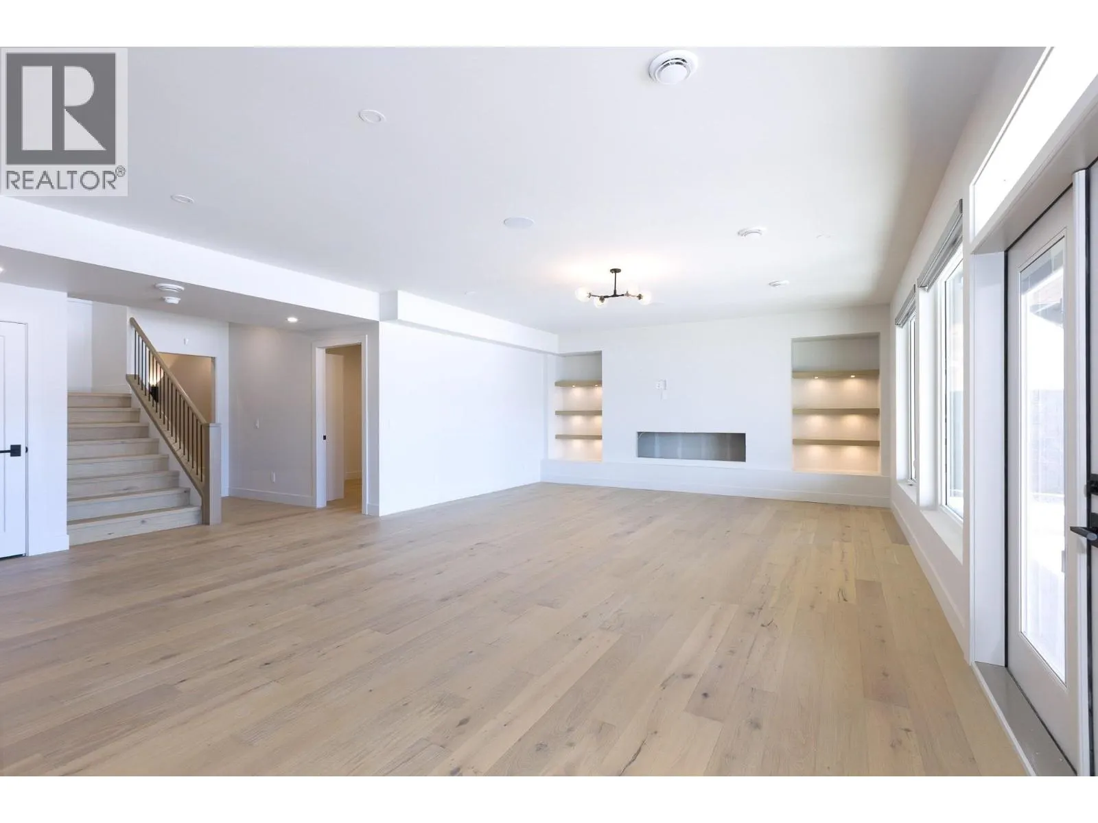 1403 Vineyard Drive