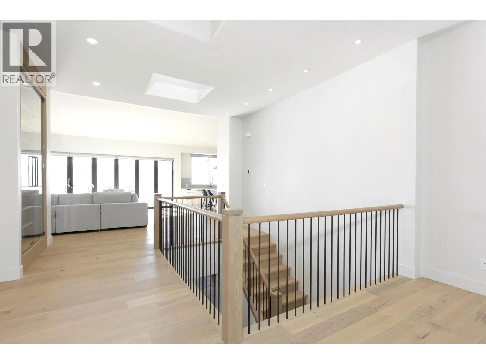 1403 Vineyard Drive