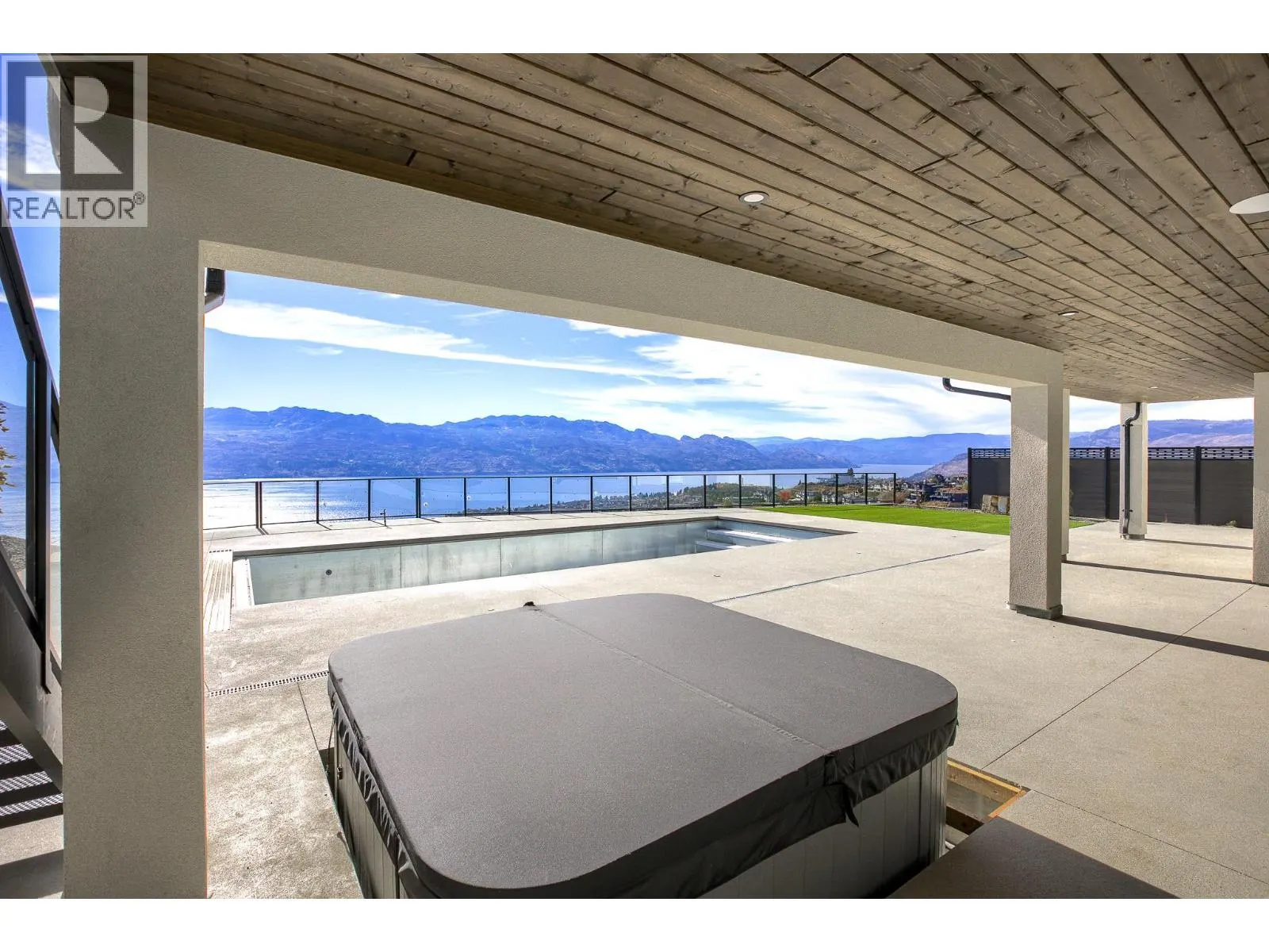 1403 Vineyard Drive