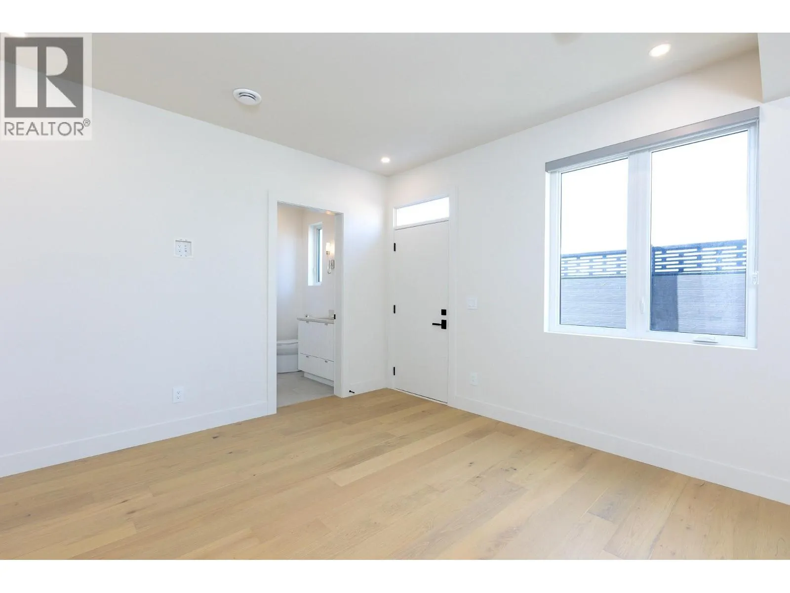 1403 Vineyard Drive
