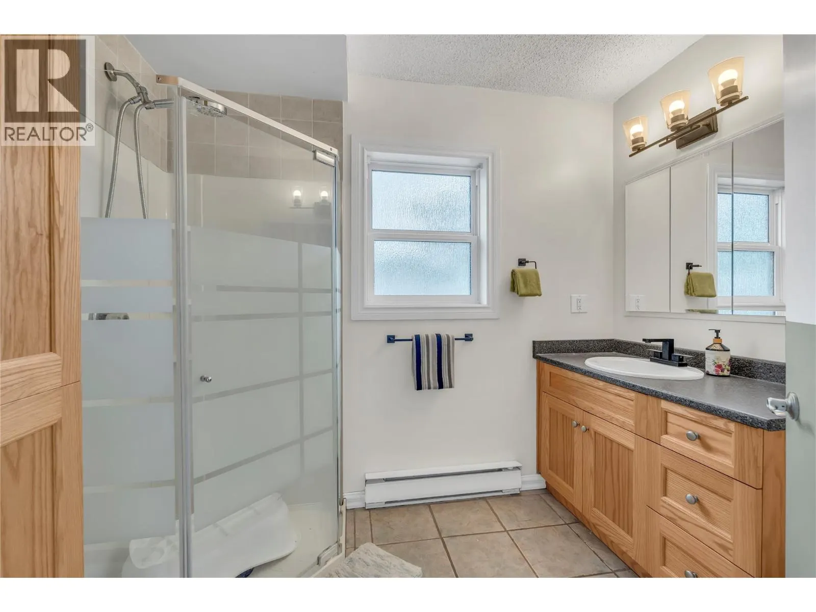 7513 CREST-A-WAY Road