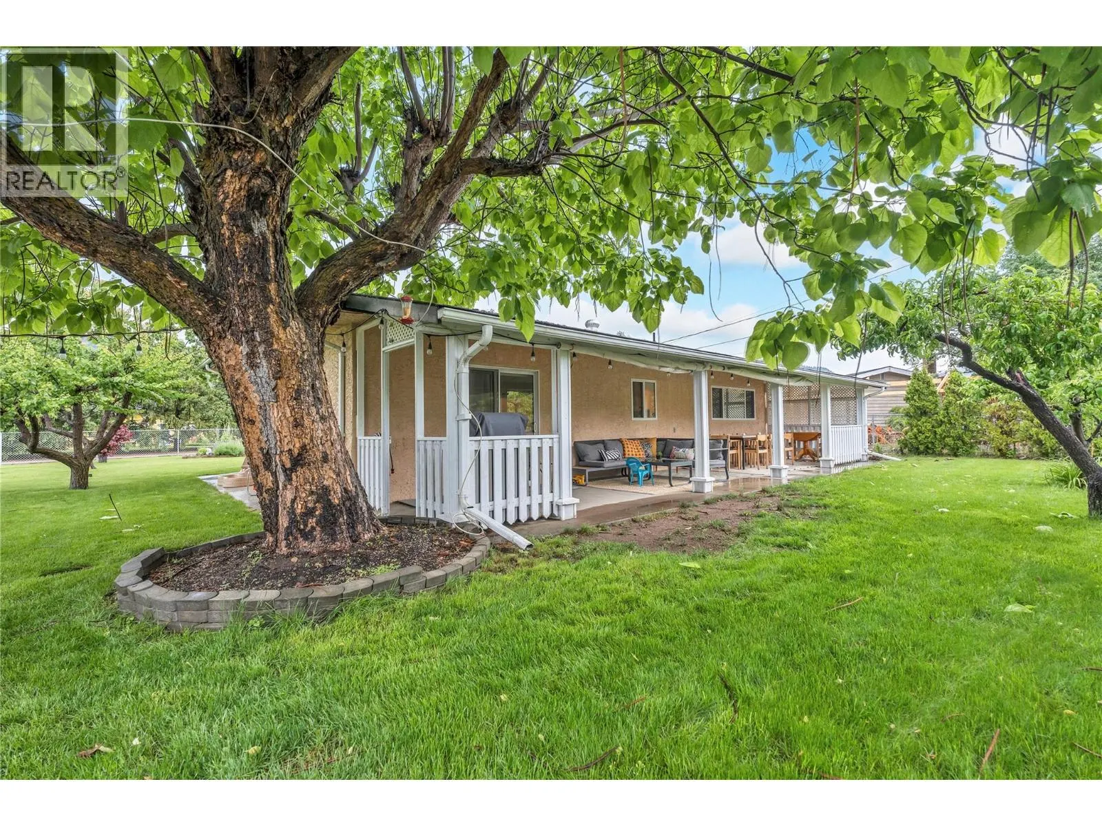 7513 CREST-A-WAY Road