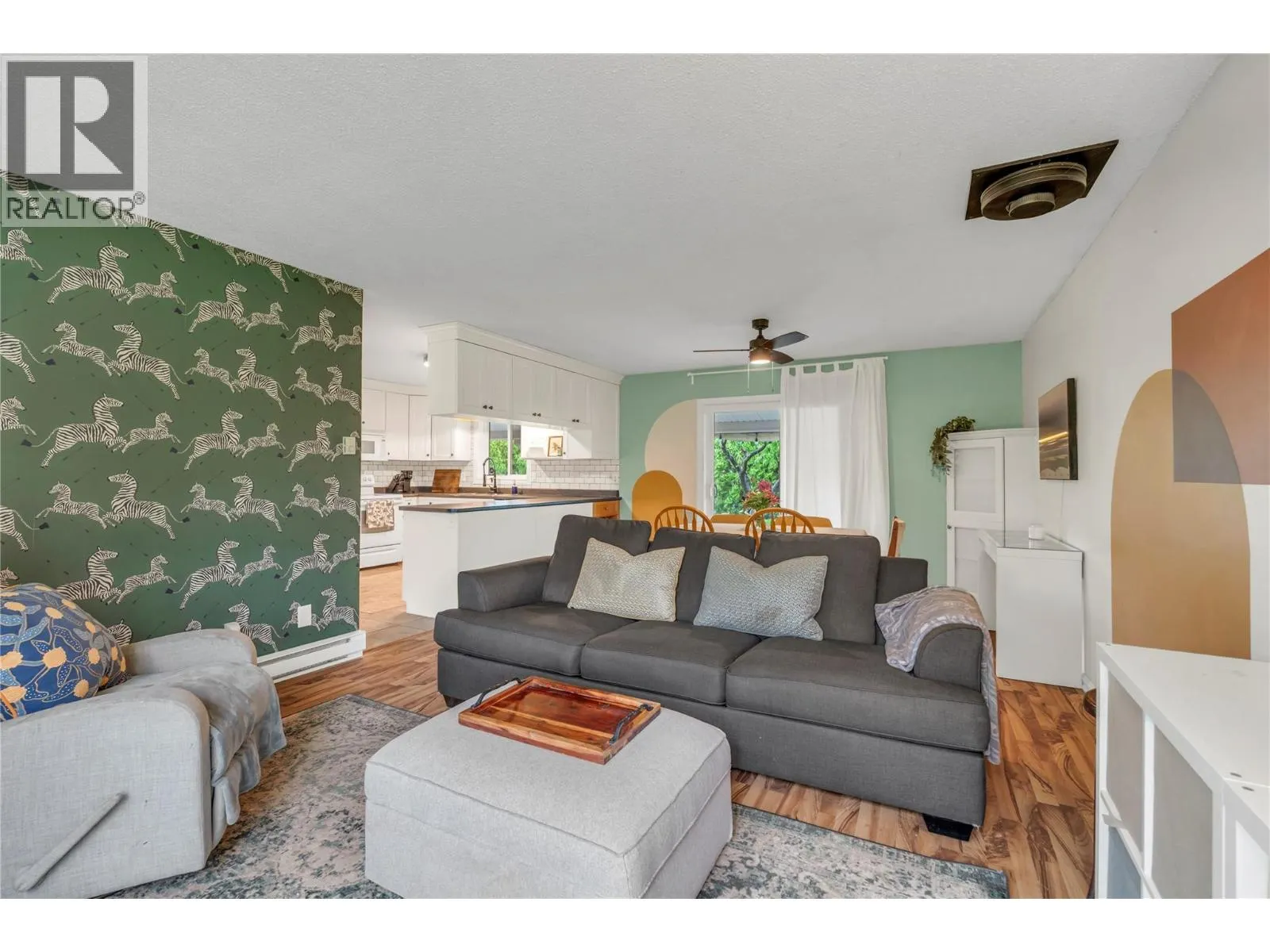 7513 CREST-A-WAY Road