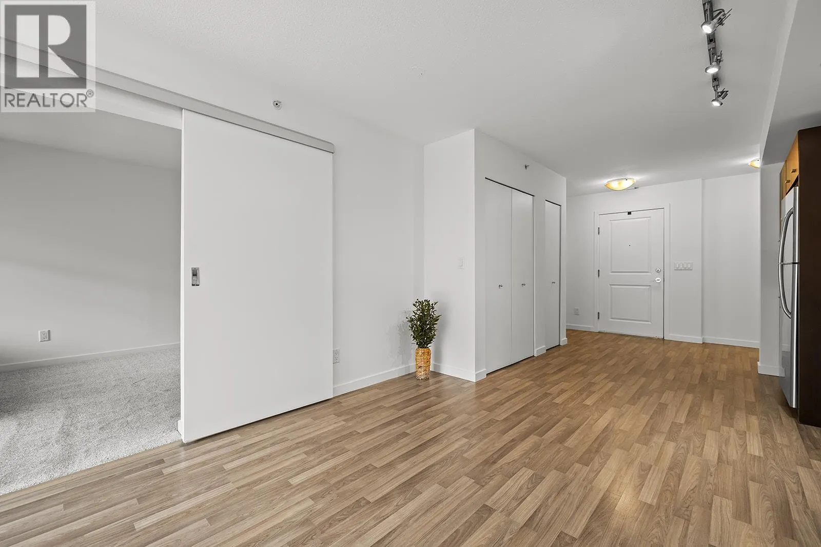 547 Yates Road Unit# 405