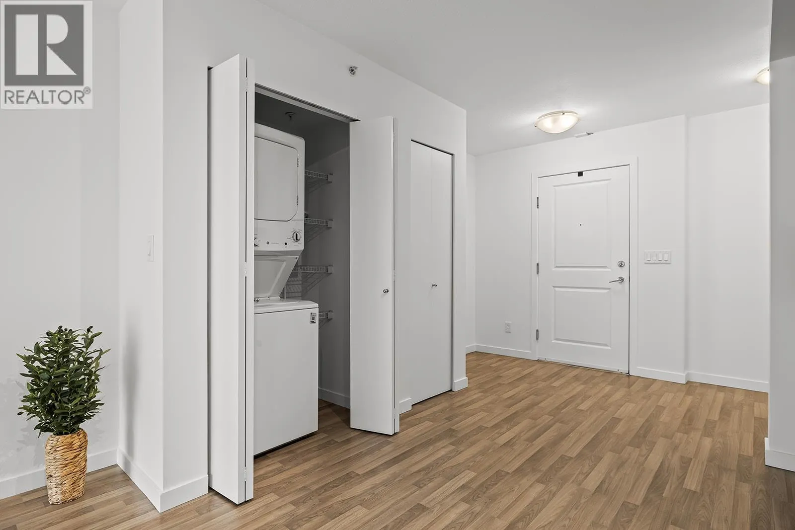 547 Yates Road Unit# 405