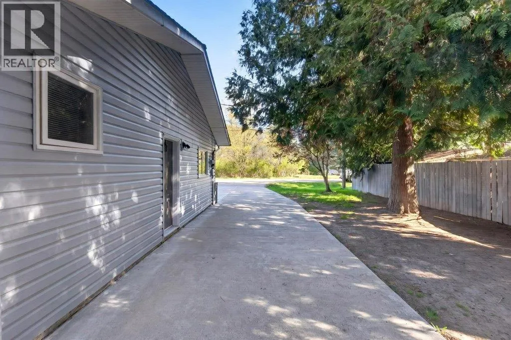 617 Pine Street