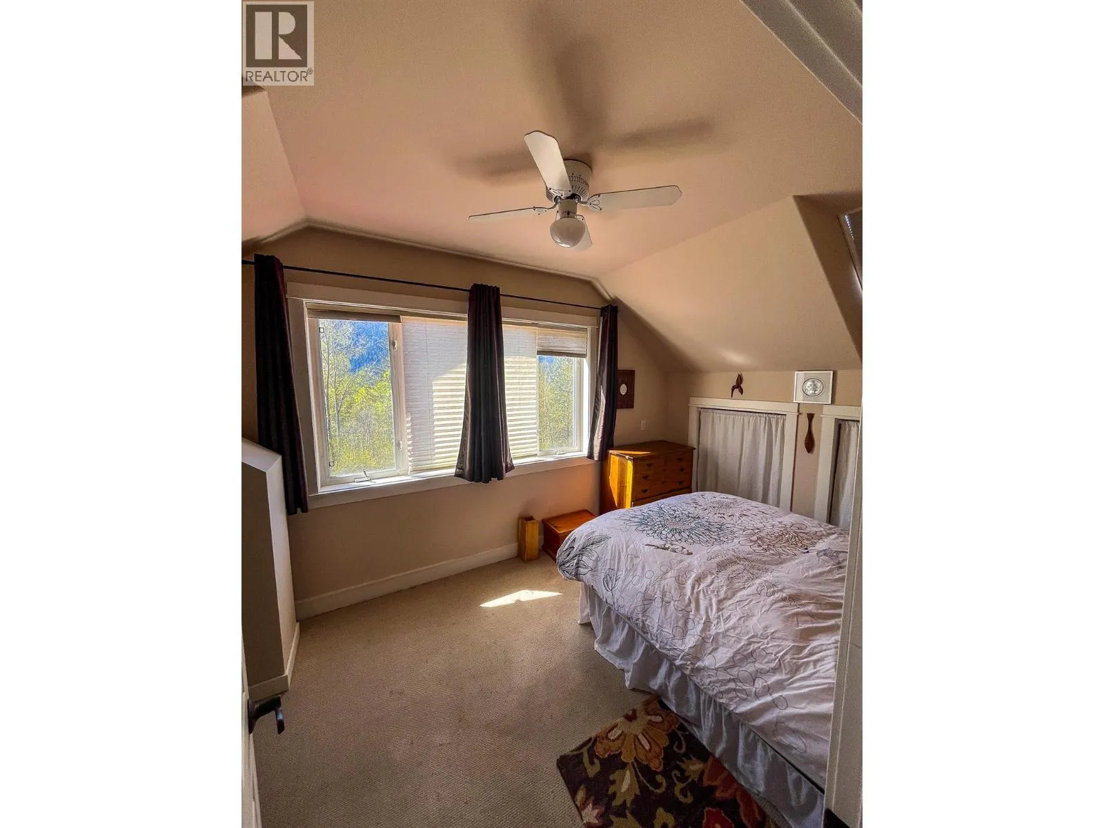 395 BOVEN Road