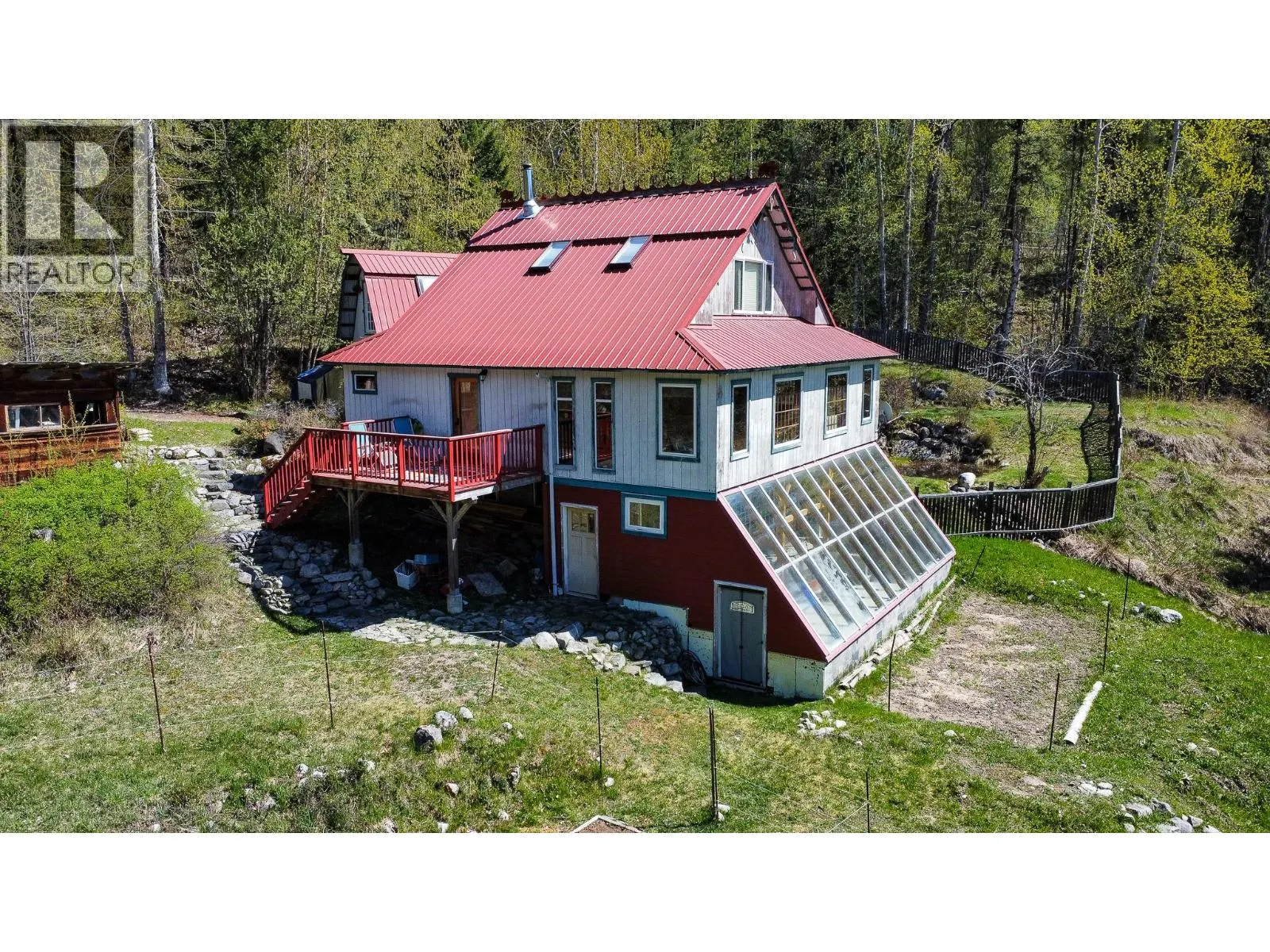 395 BOVEN Road