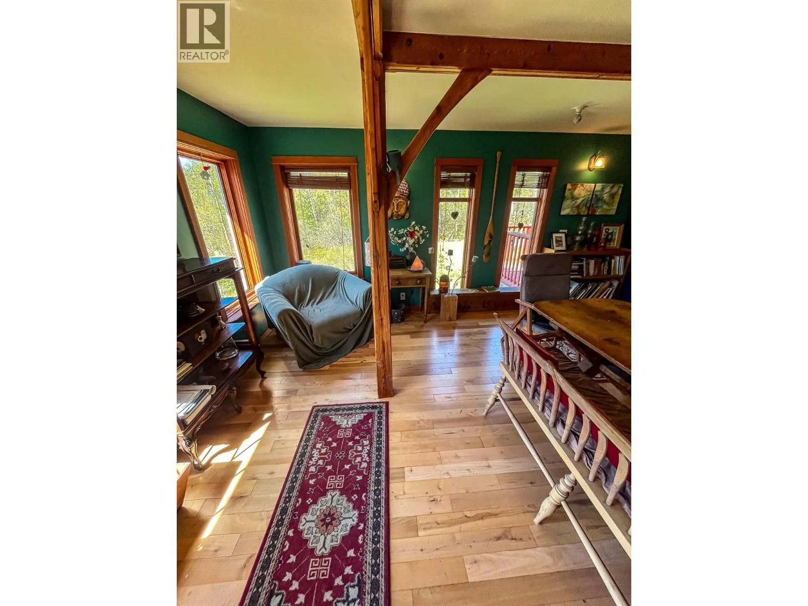 395 BOVEN Road