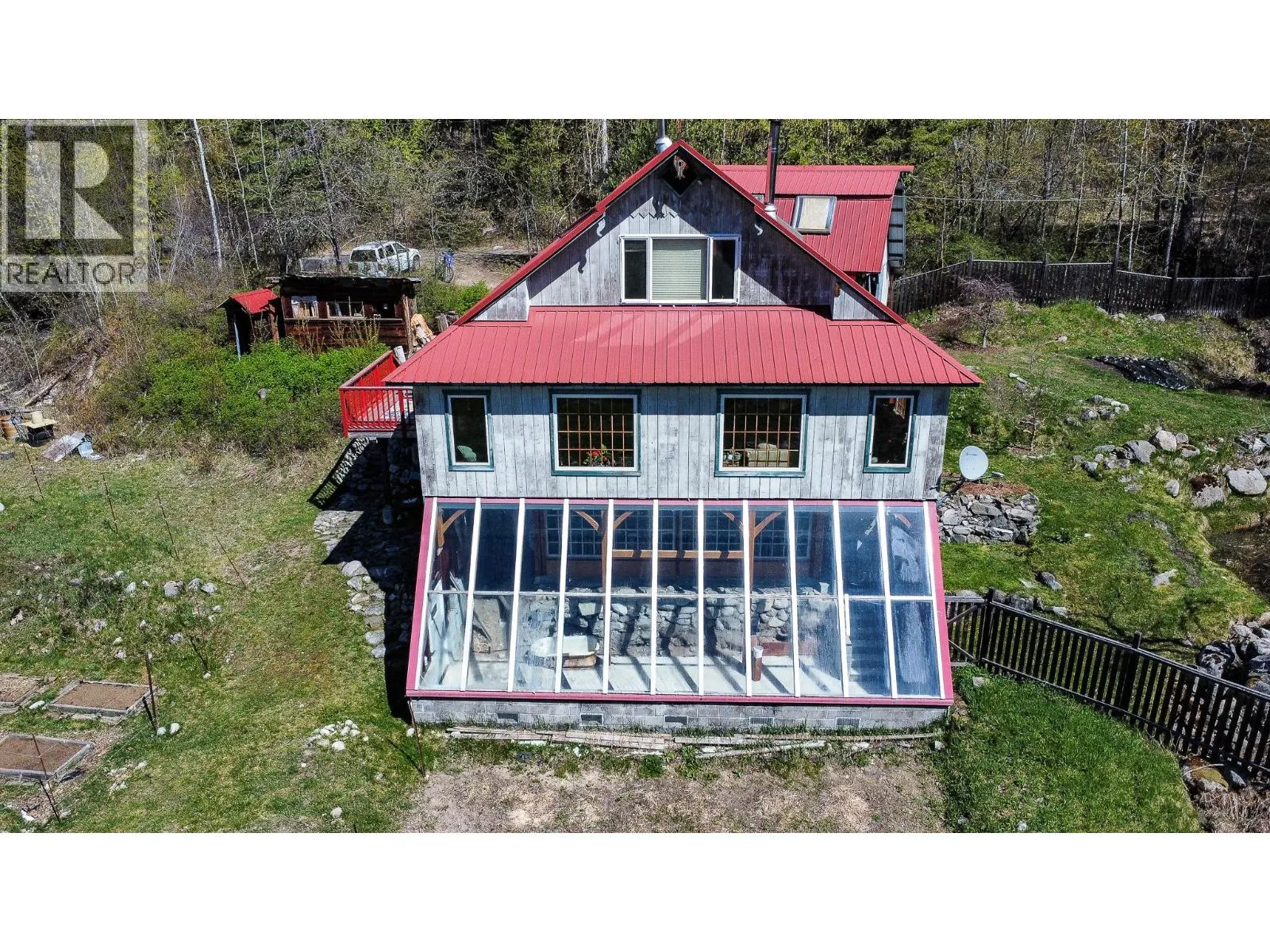 395 BOVEN Road