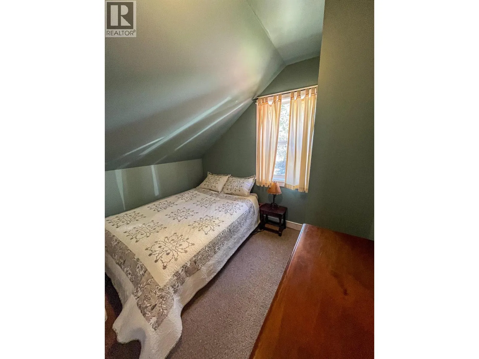 395 BOVEN Road