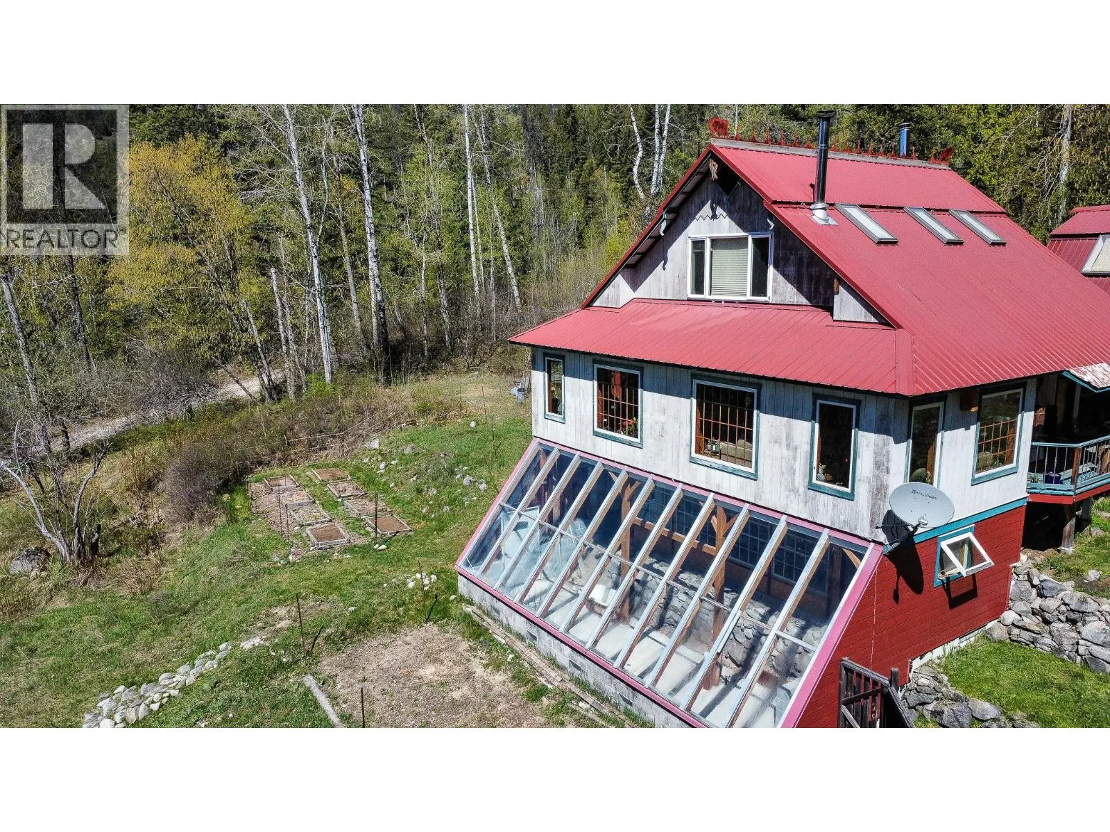 395 BOVEN Road
