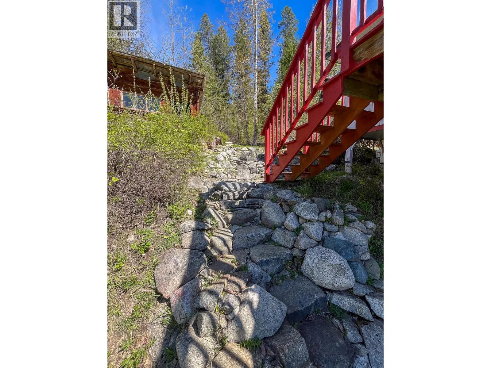 395 BOVEN Road