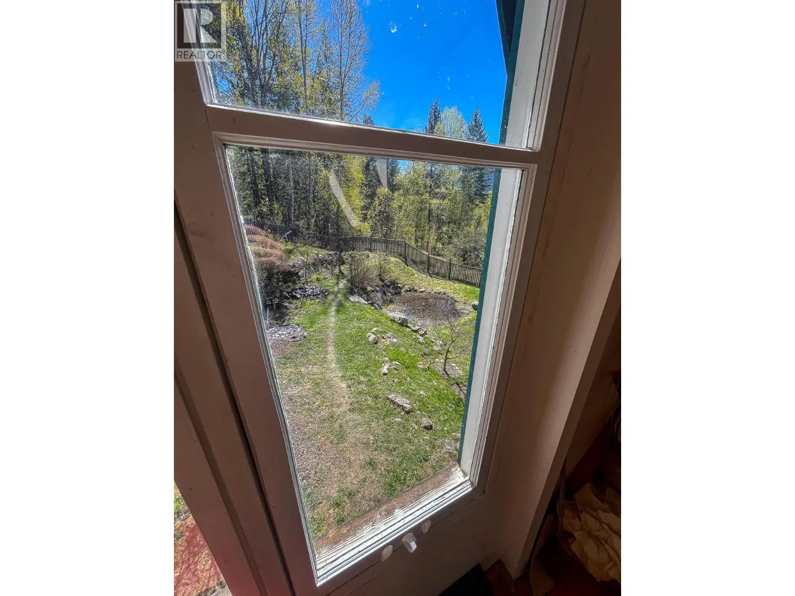 395 BOVEN Road