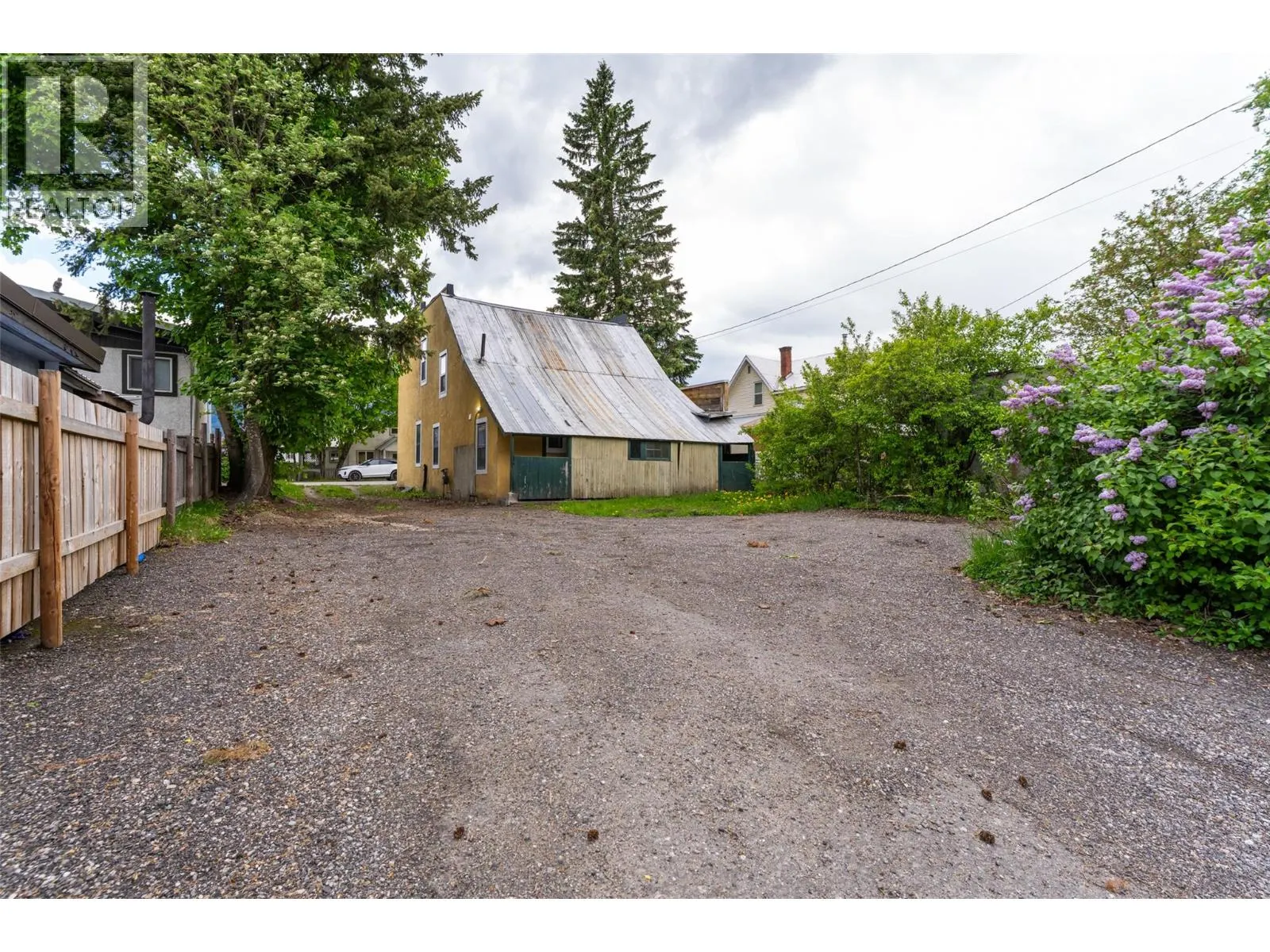 604 Fourth Street E
