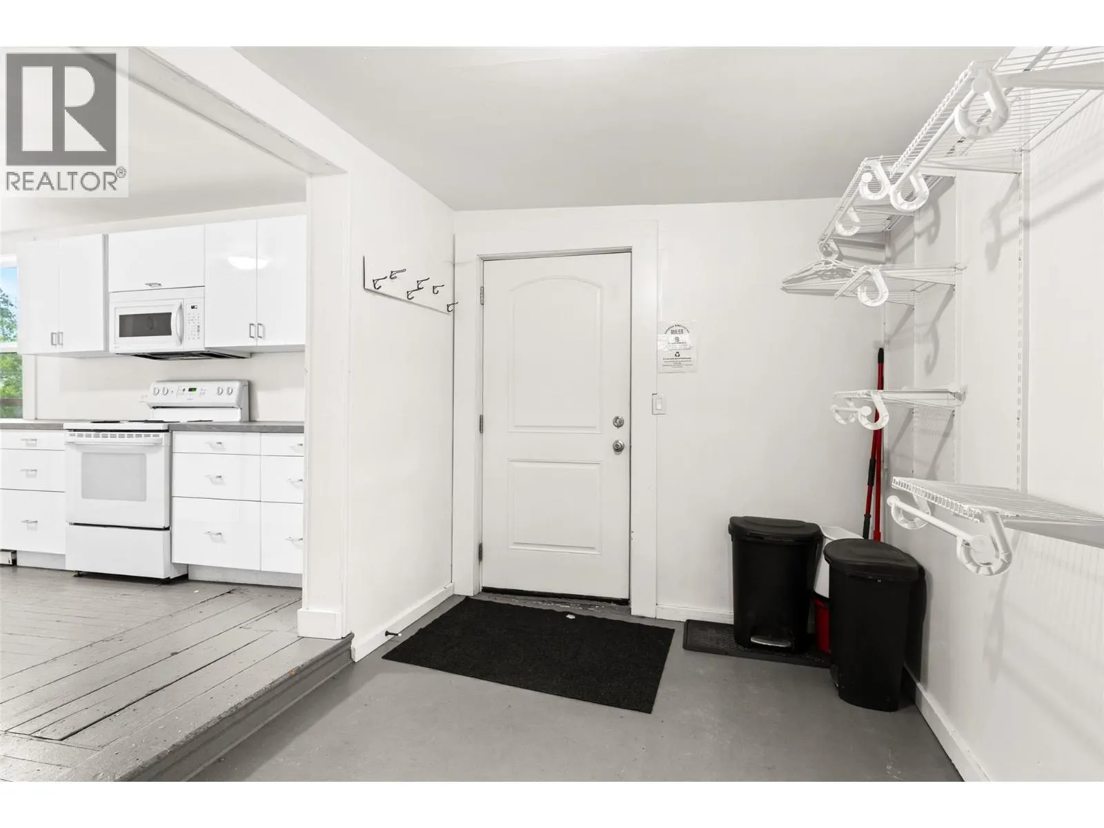604 Fourth Street E