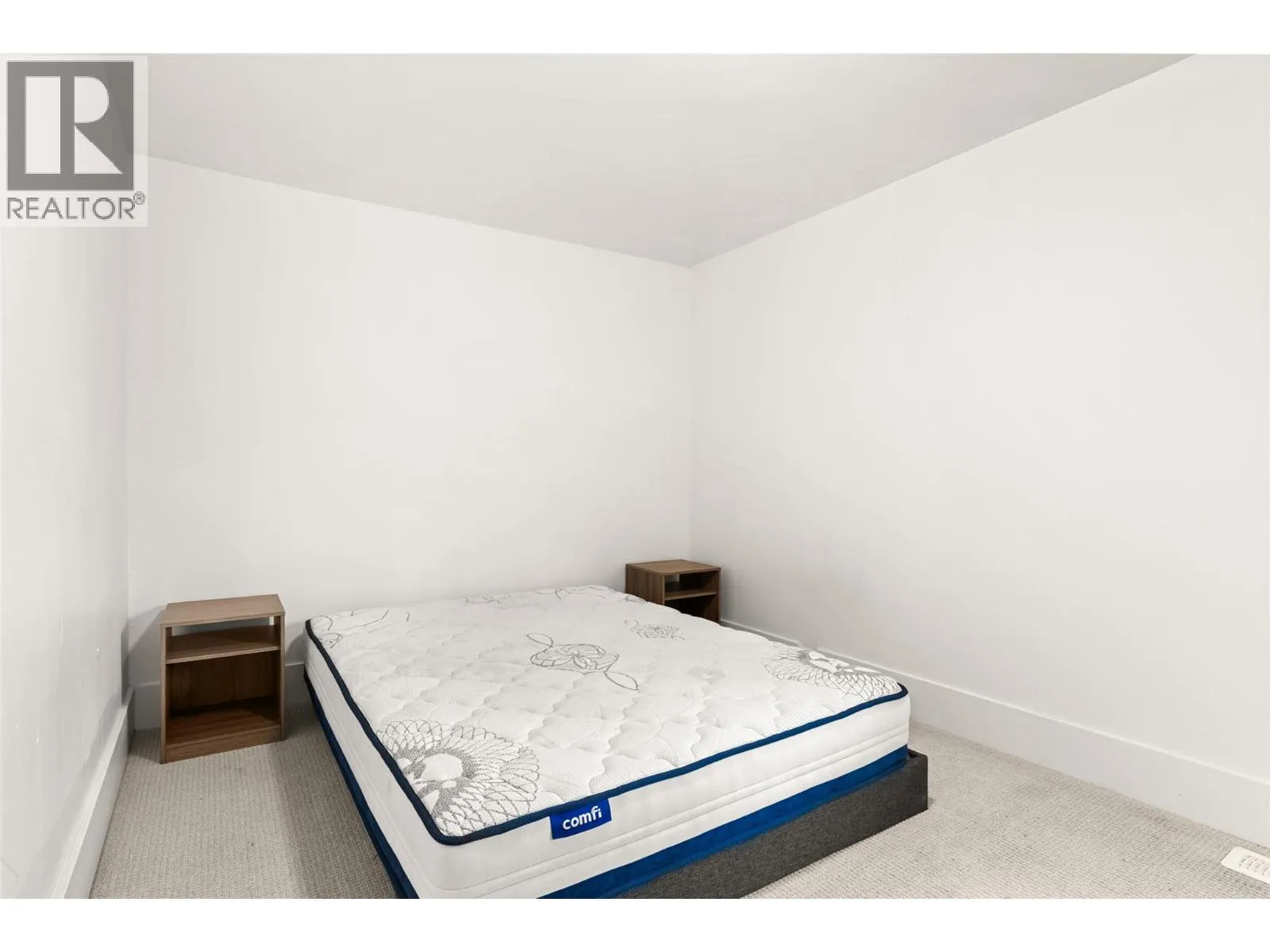 604 Fourth Street E