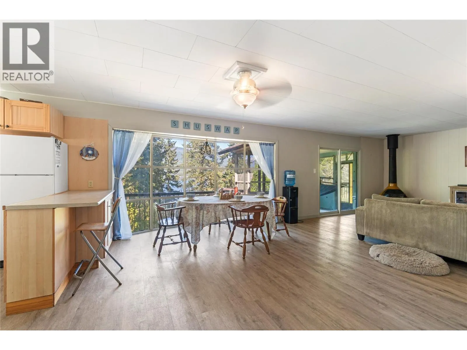 4265 Eagle Bay Road
