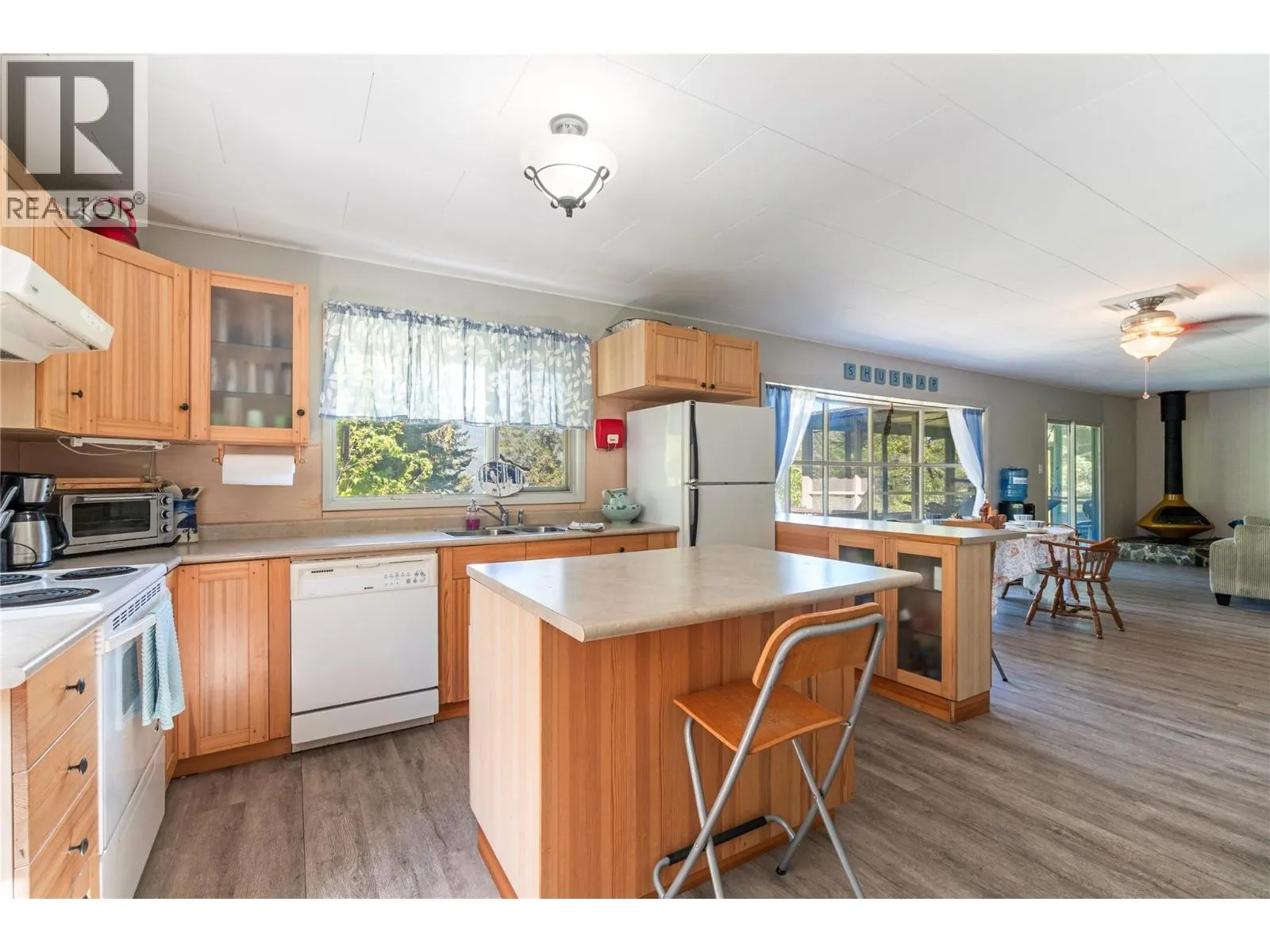 4265 Eagle Bay Road