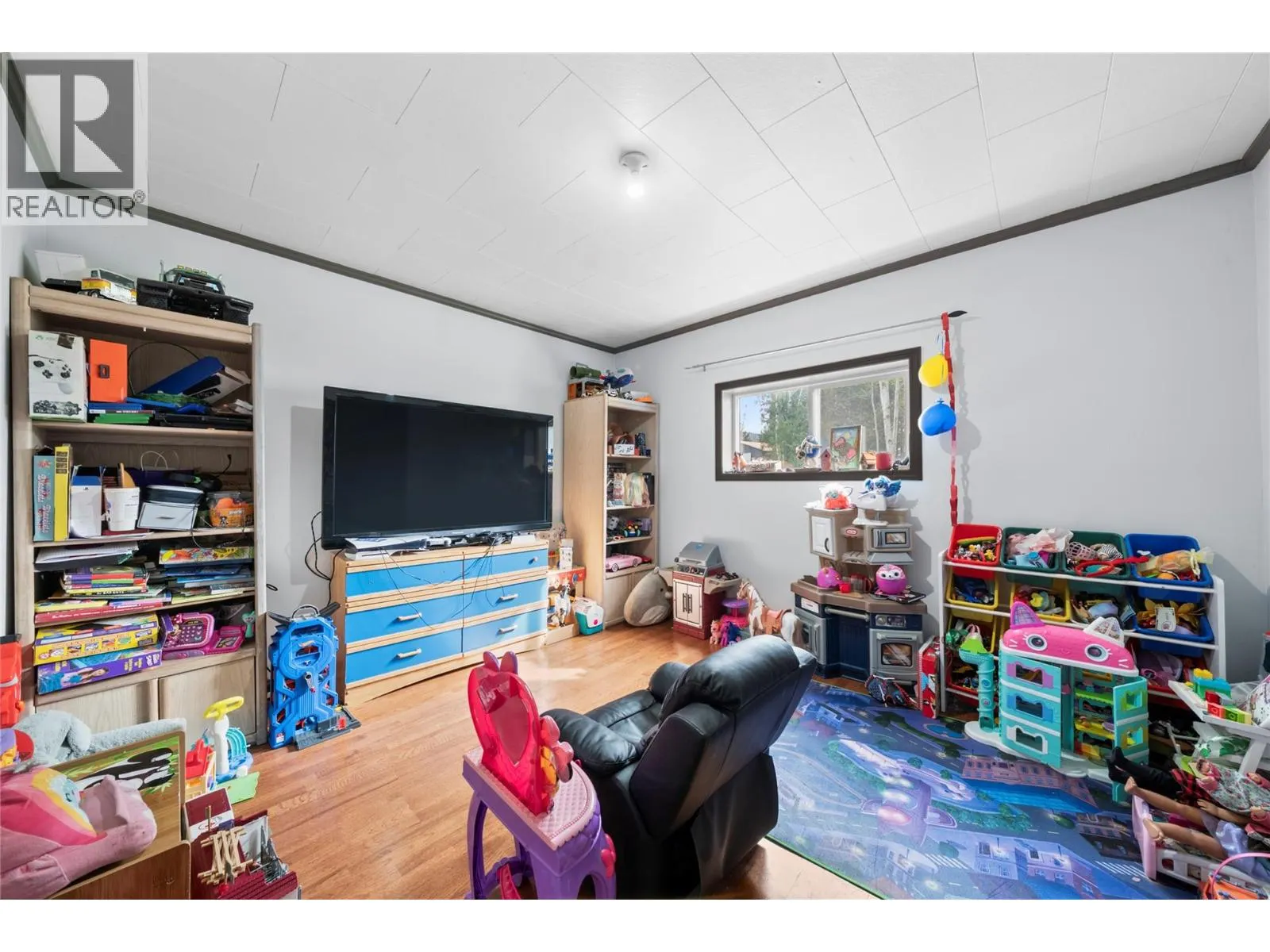 3381 Trinity Valley Road