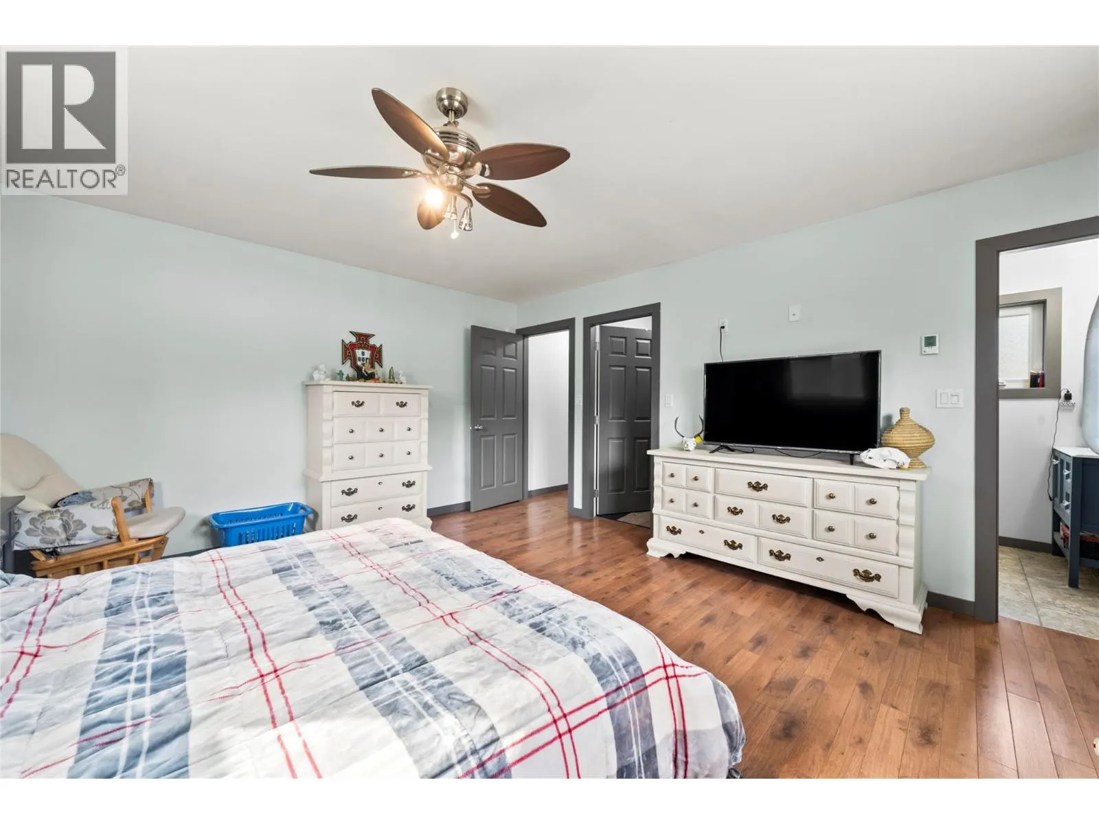 3381 Trinity Valley Road