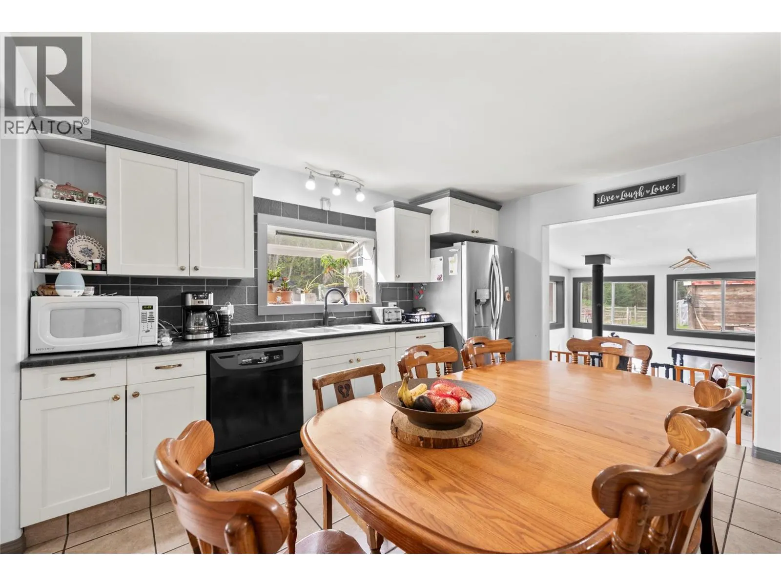3381 Trinity Valley Road